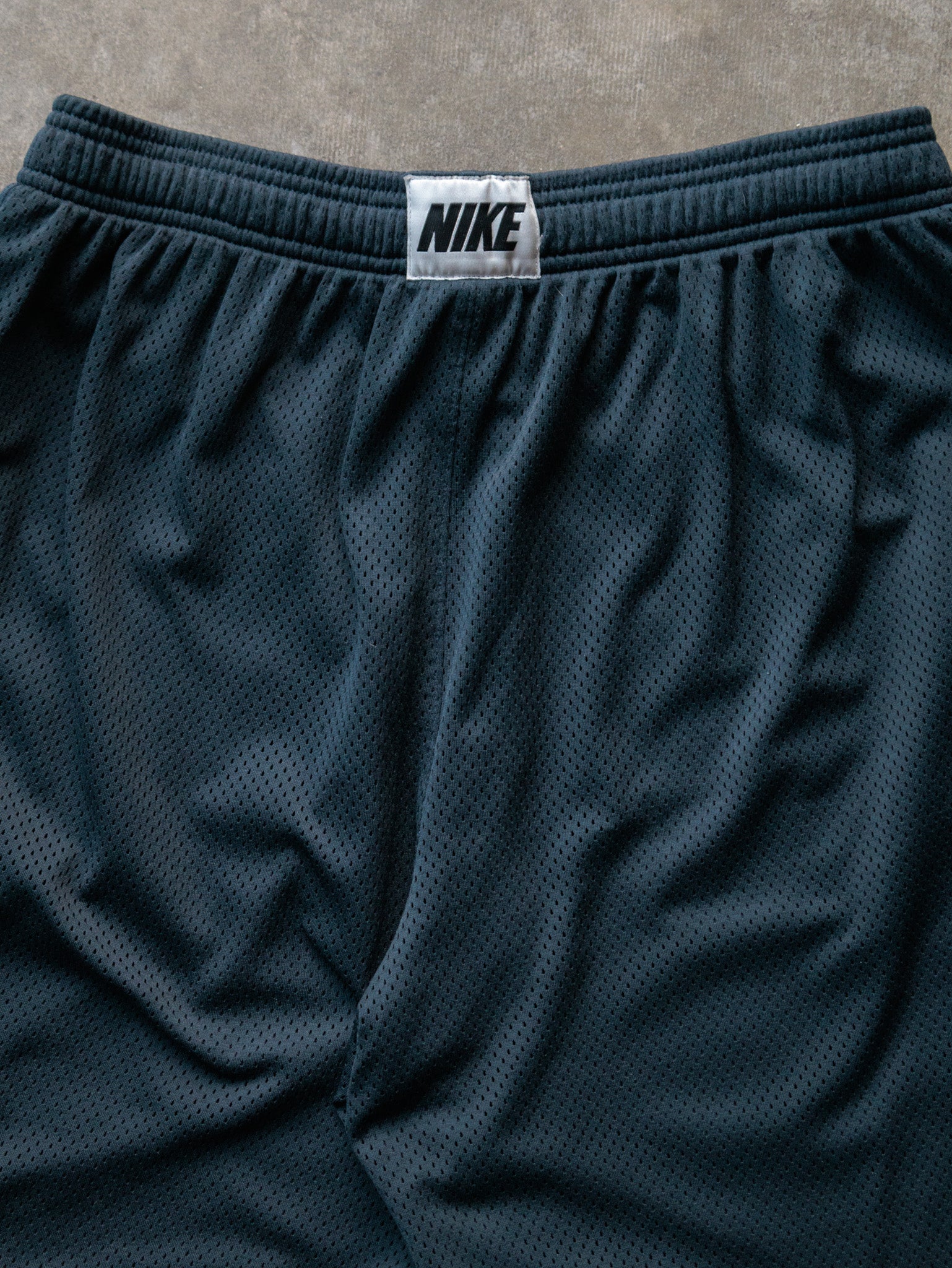 Vintage Black Nike Dri-Fit Mesh Shorts (L)