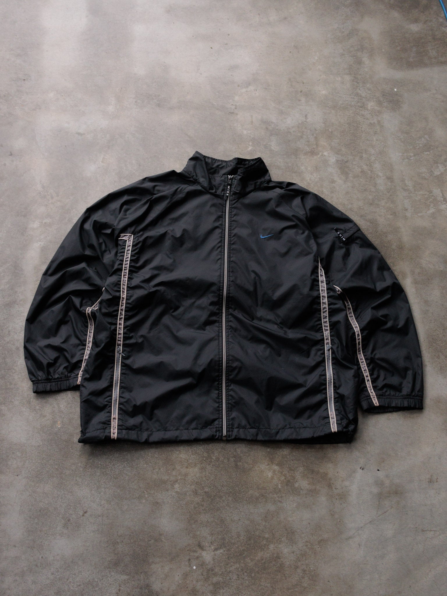 Vintage 00s Black Nike Windbreaker (XL)