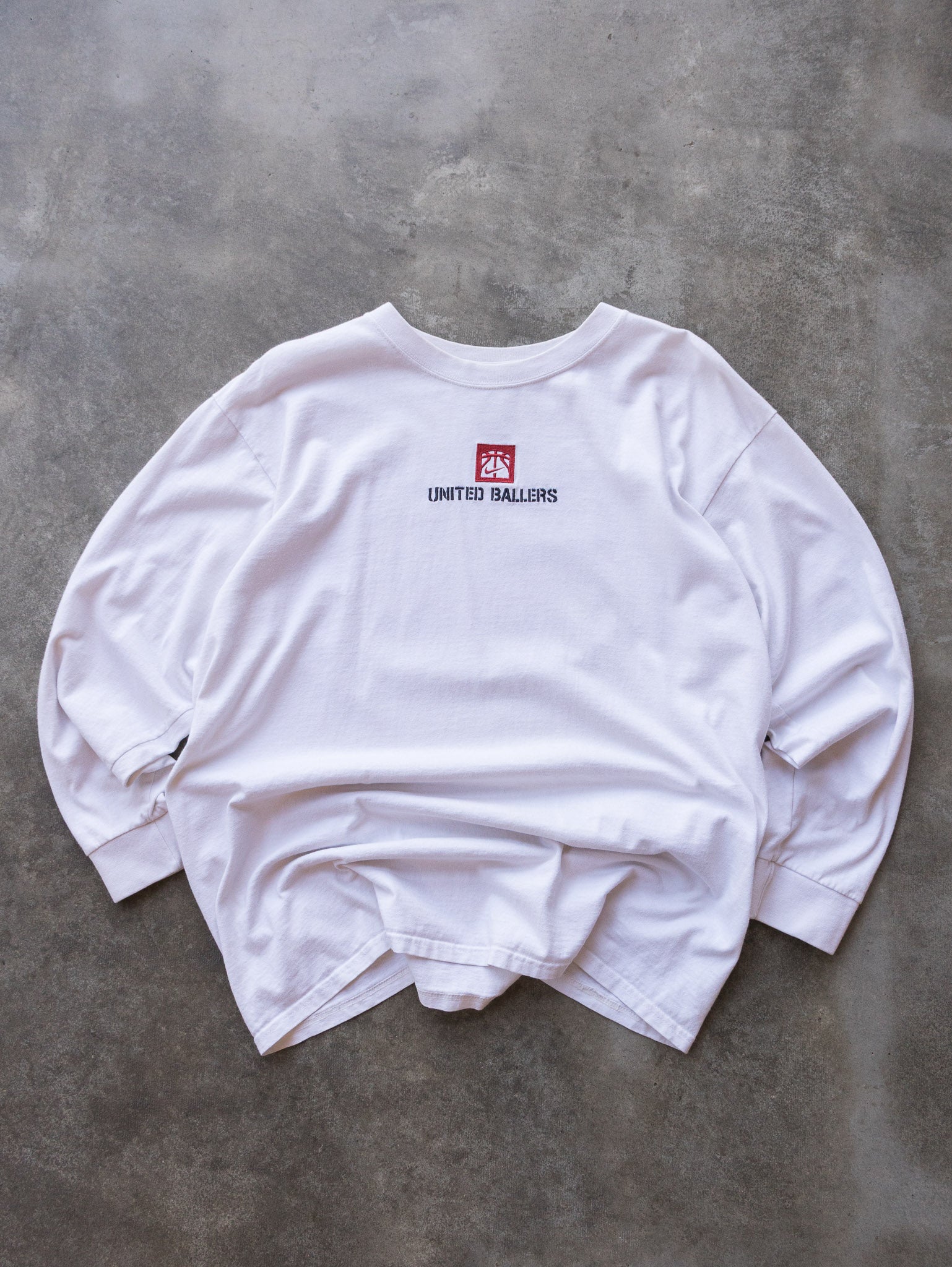 Vintage 00s Nike United Ballers Long Sleeve (L)