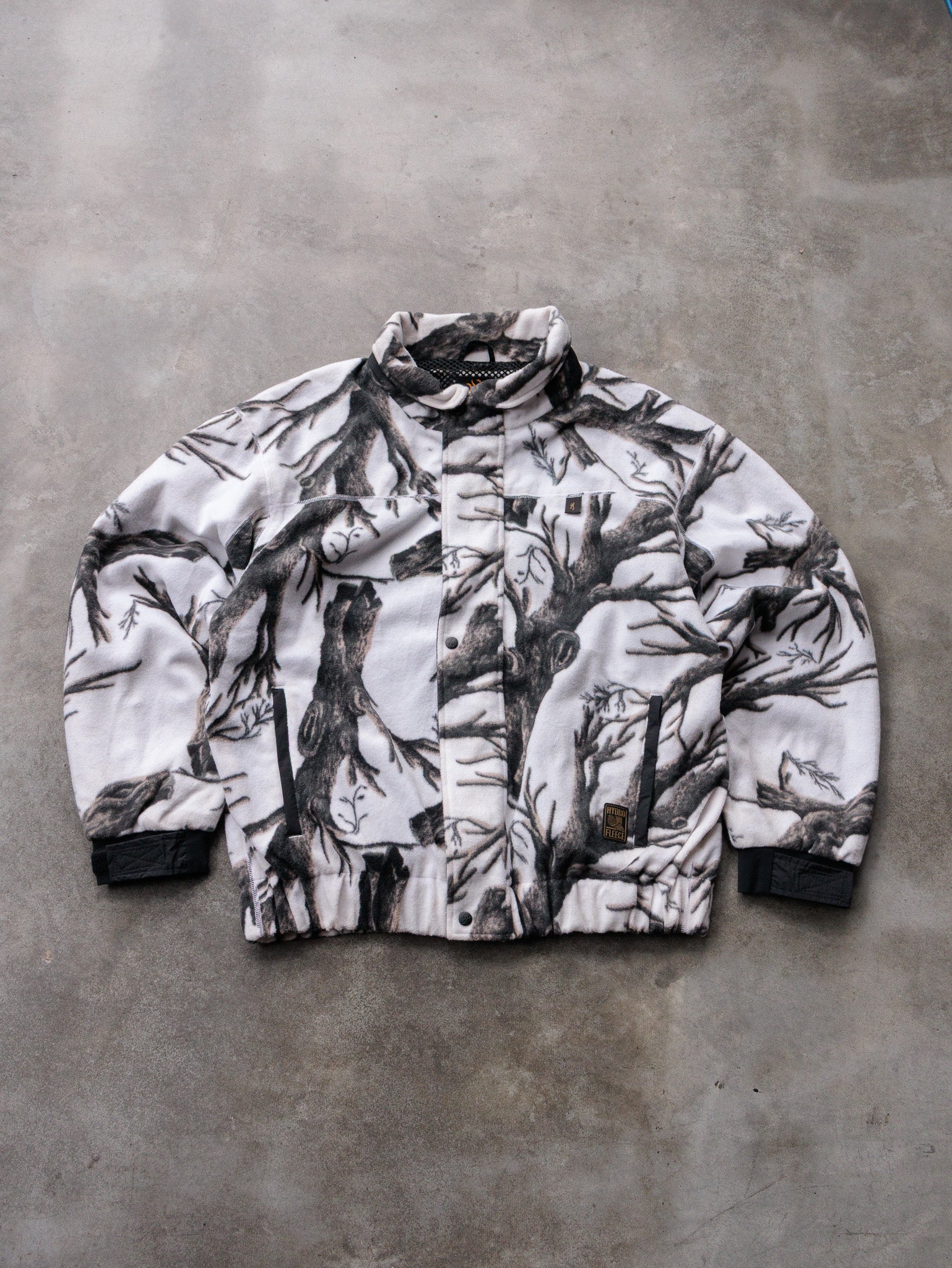 Vintage 00s White Camo Browning Hydro Fleece Jacket (XL)