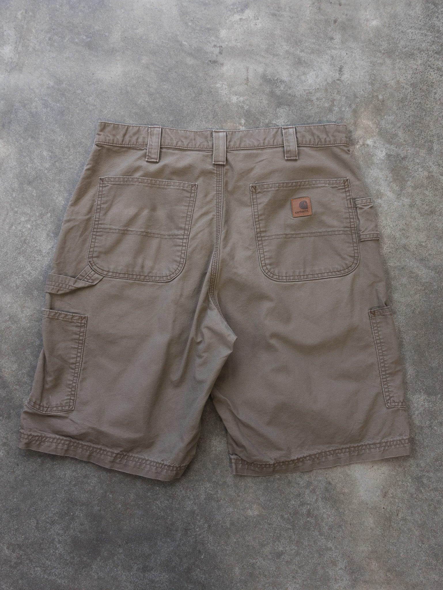 Vintage Brown Carhartt Work Shorts (W34)