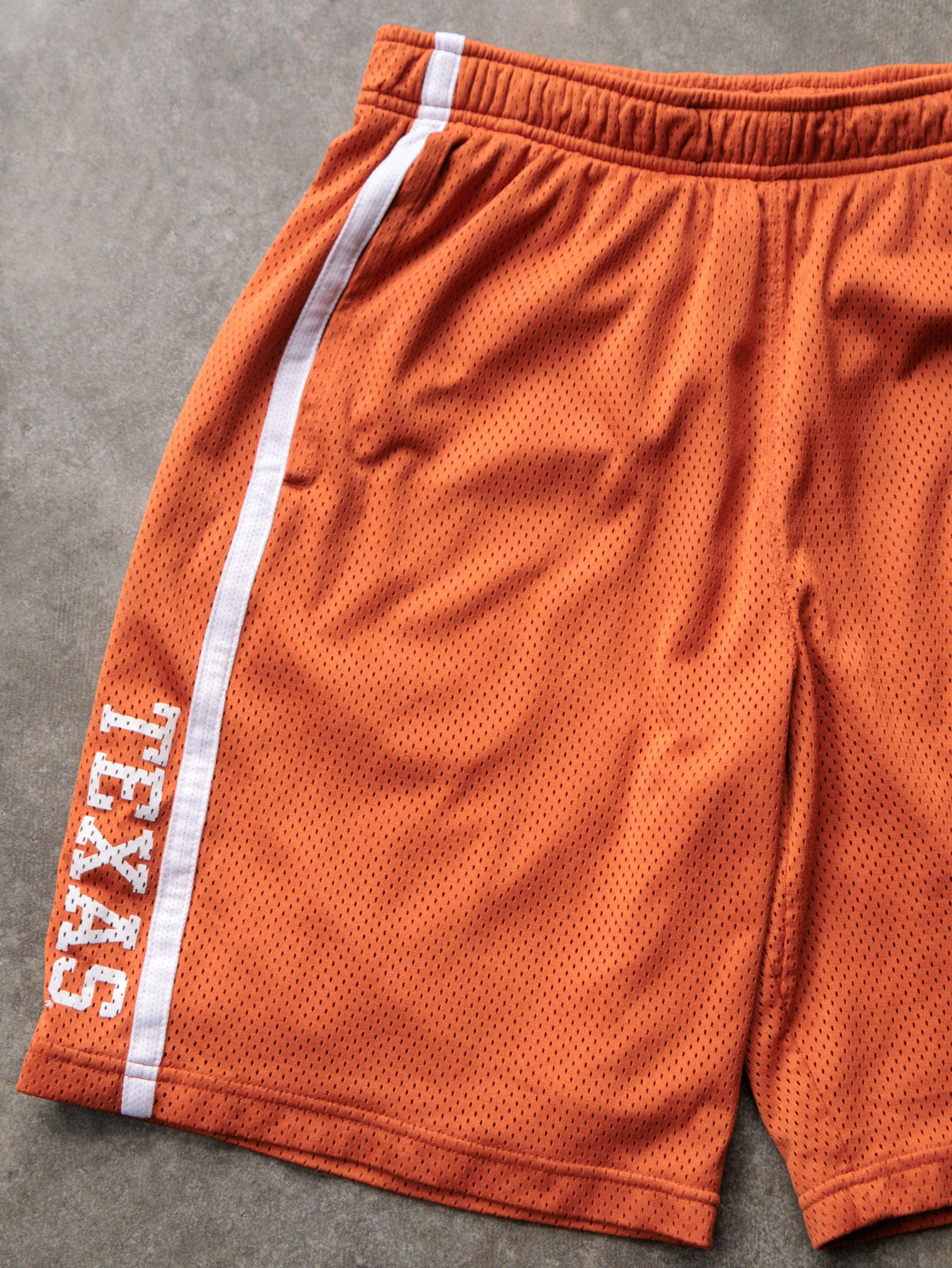 Vintage 00s Orange Texas Nike Basketball Shorts (S)