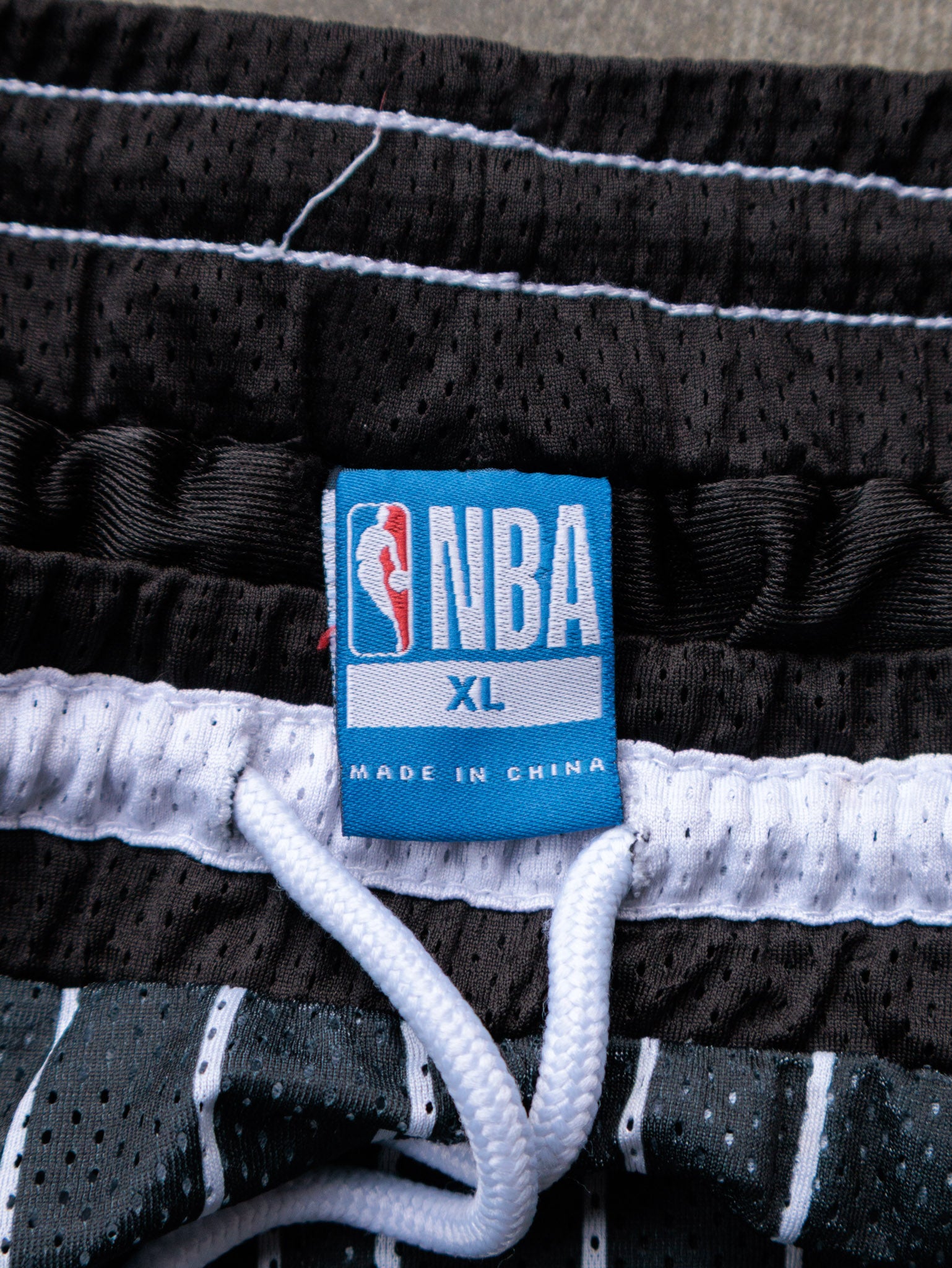 Vintage 00s Black Pinstripe NBA Basketball Shorts (XL)