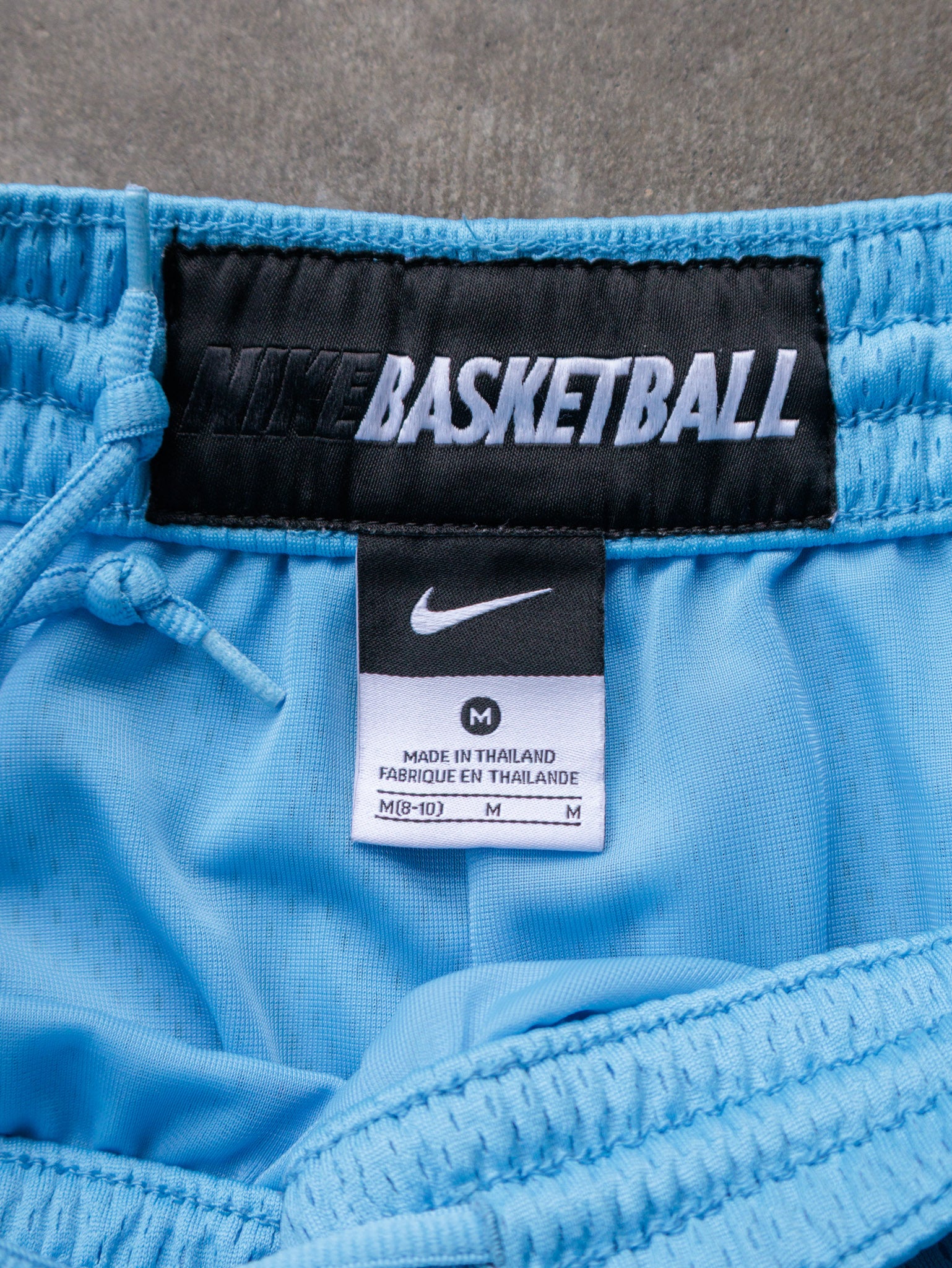 Vintage 00s Blue Nike Basketball Shorts (Women's M)