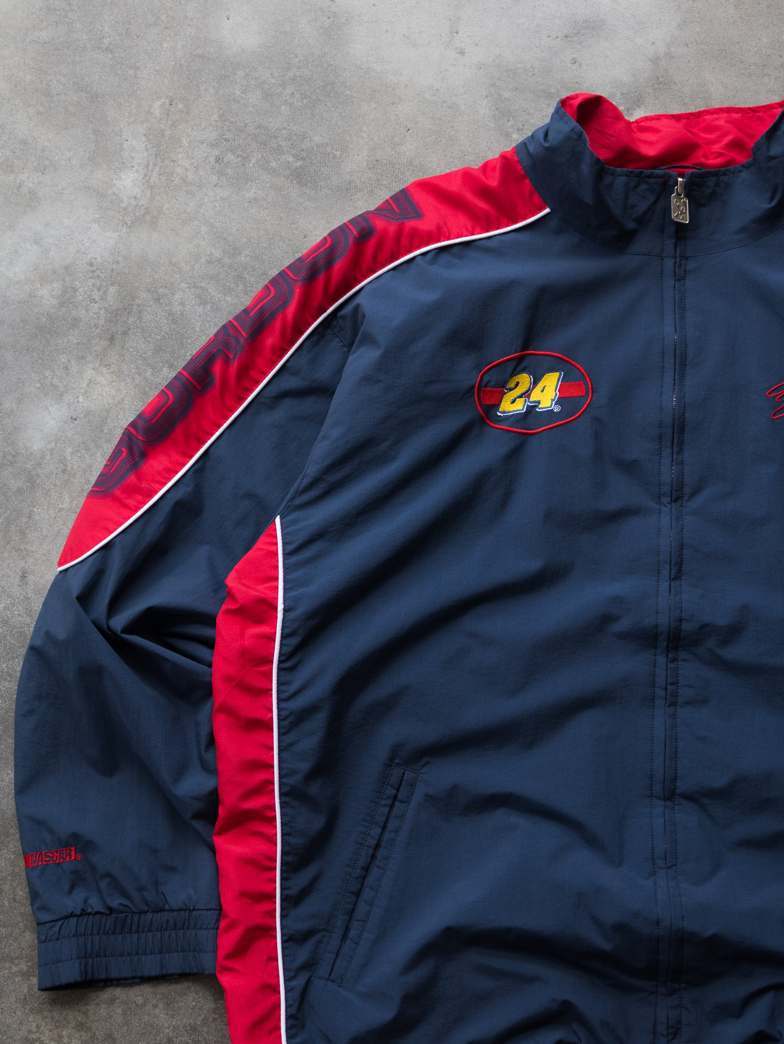 Vintage Navy & Red Jeff Gordon NASCAR Jacket (2XL)