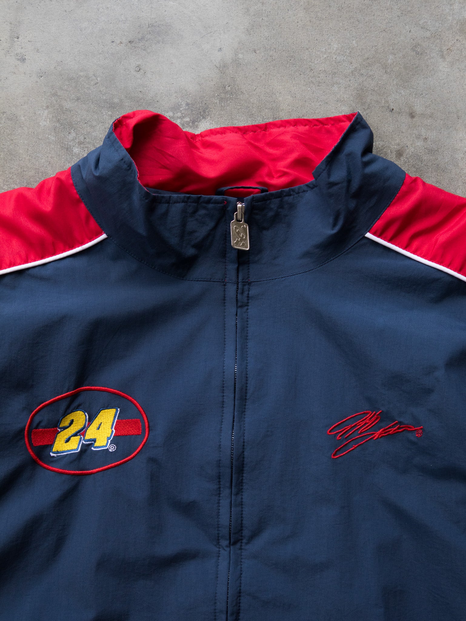 Vintage Navy & Red Jeff Gordon NASCAR Jacket (2XL)