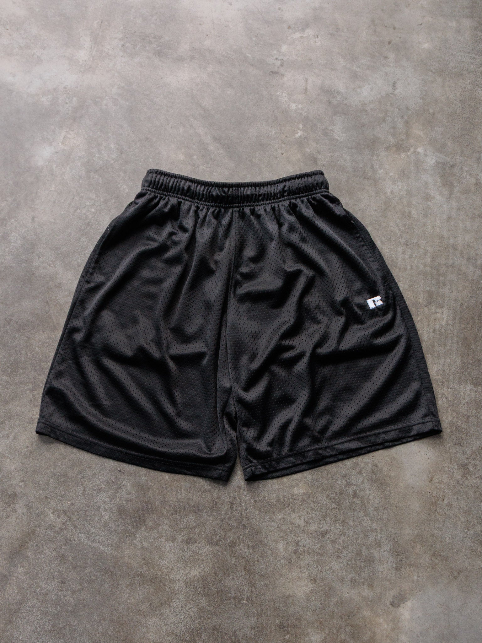 Vintage 00s Black Russell Athletic Mesh Shorts (M)