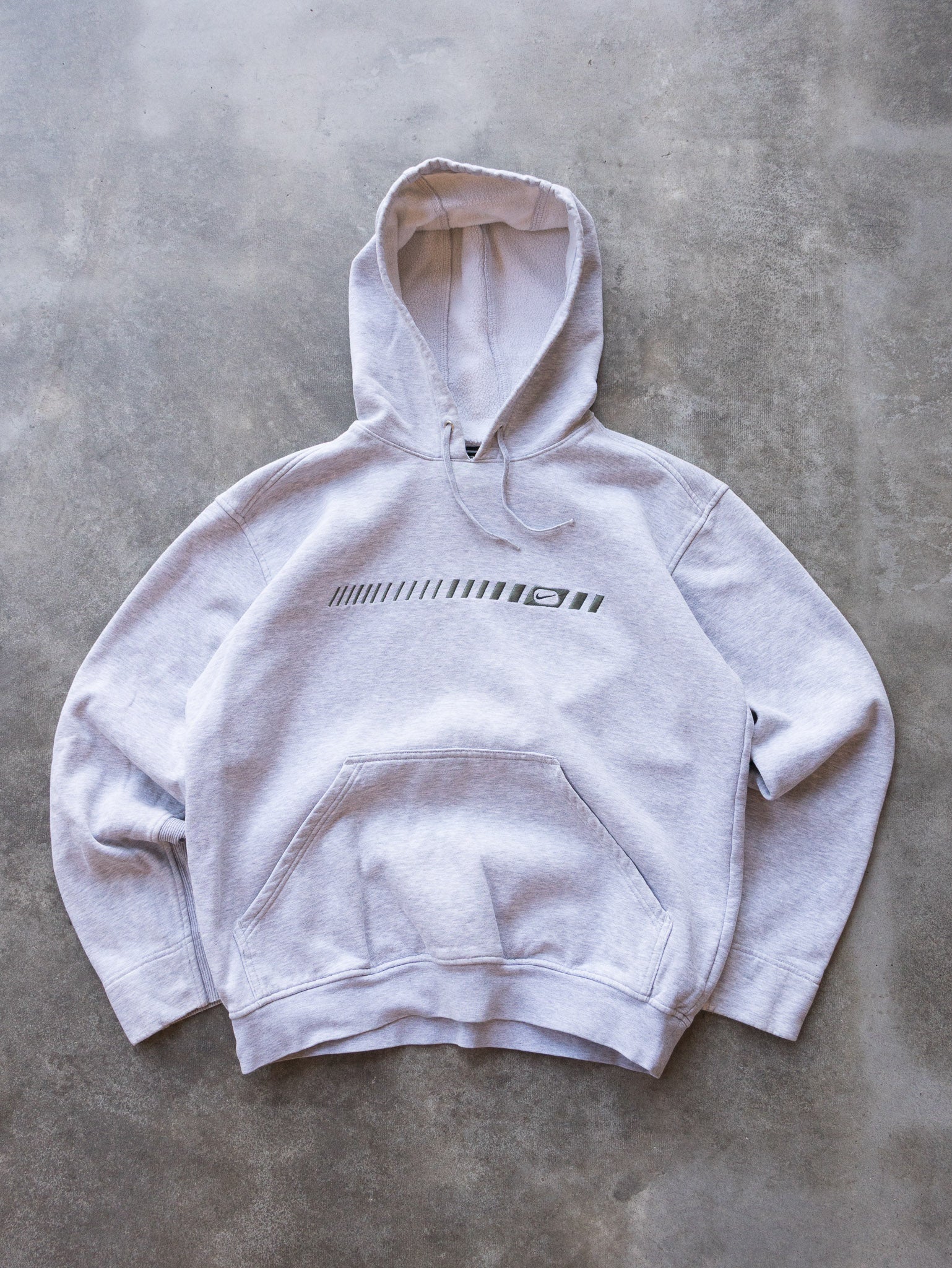 Vintage 00s Grey Nike Hoodie (M)