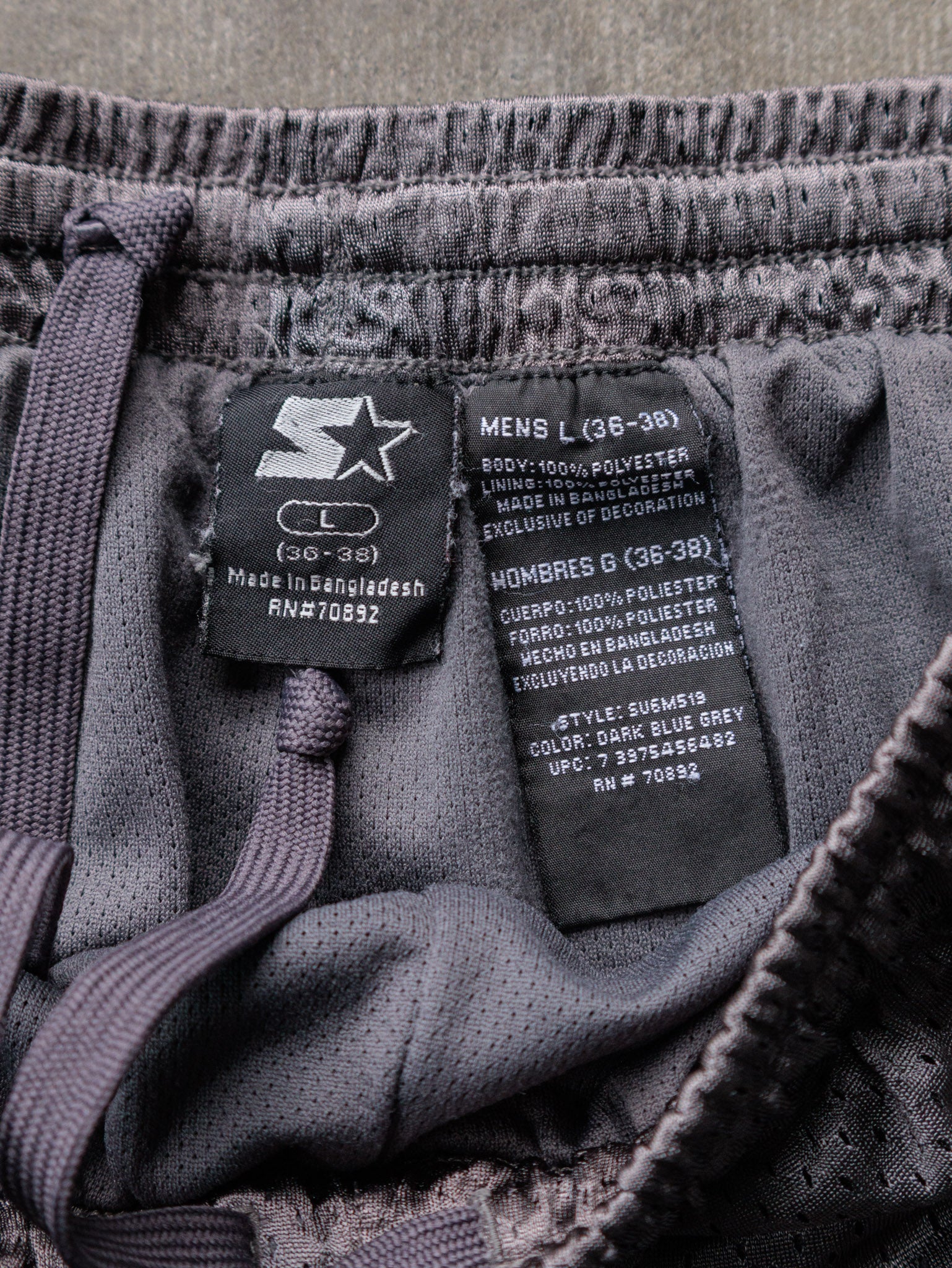Vintage Grey Starter Mesh Shorts (L)
