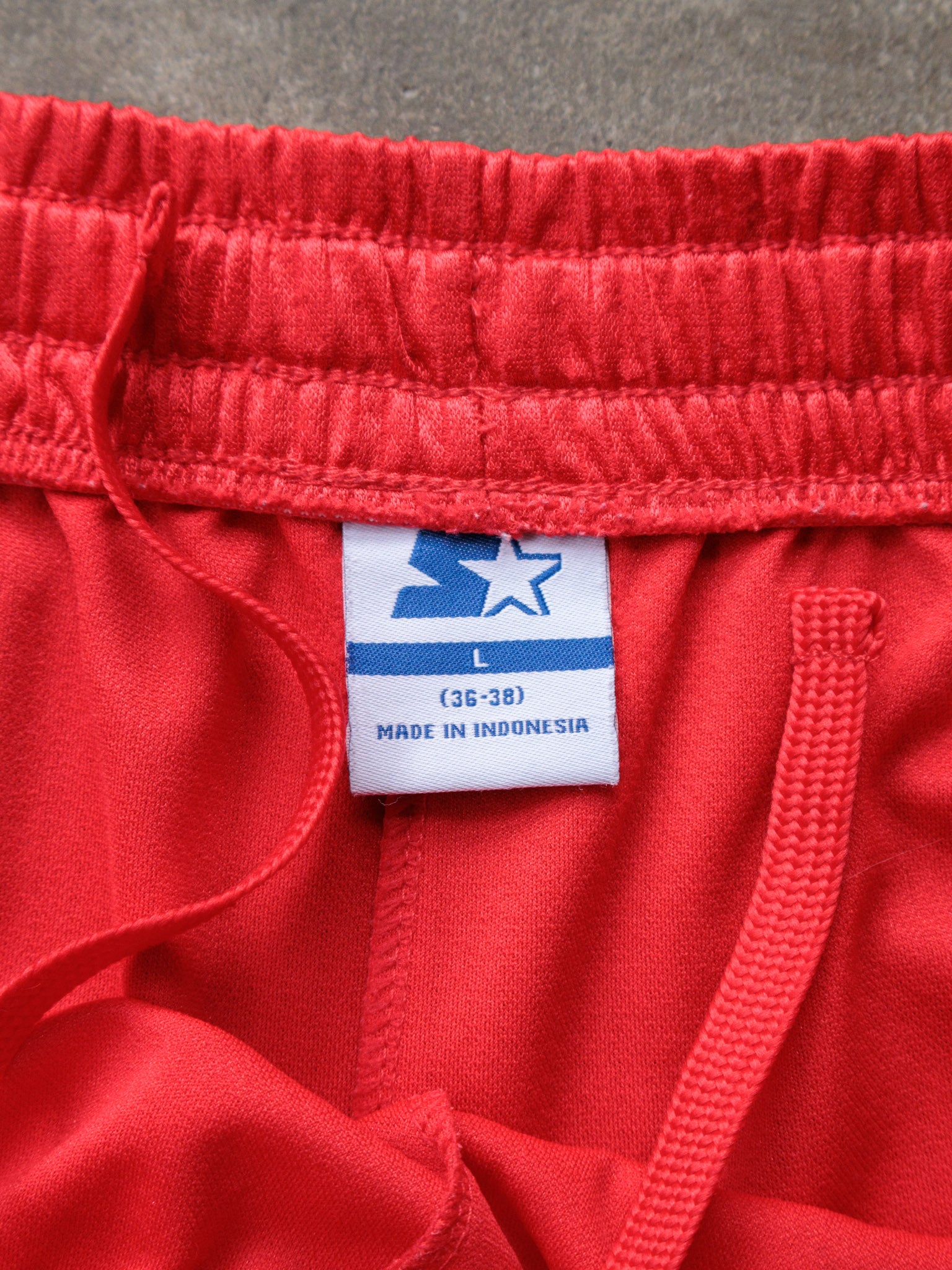 Vintage 00s Red Starter Shorts (L)