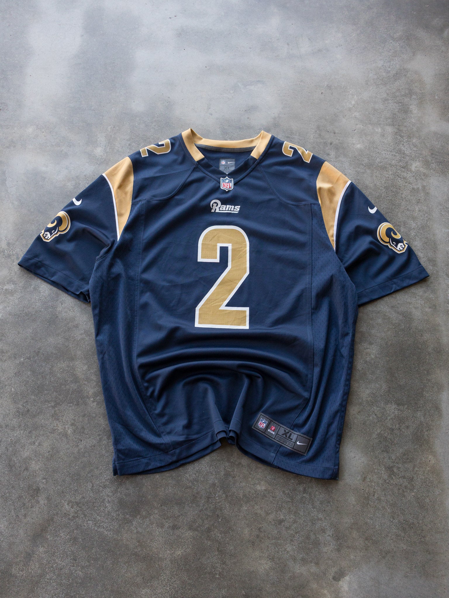 Vintage Nike St. Louis Rams NFL Jersey (XL)