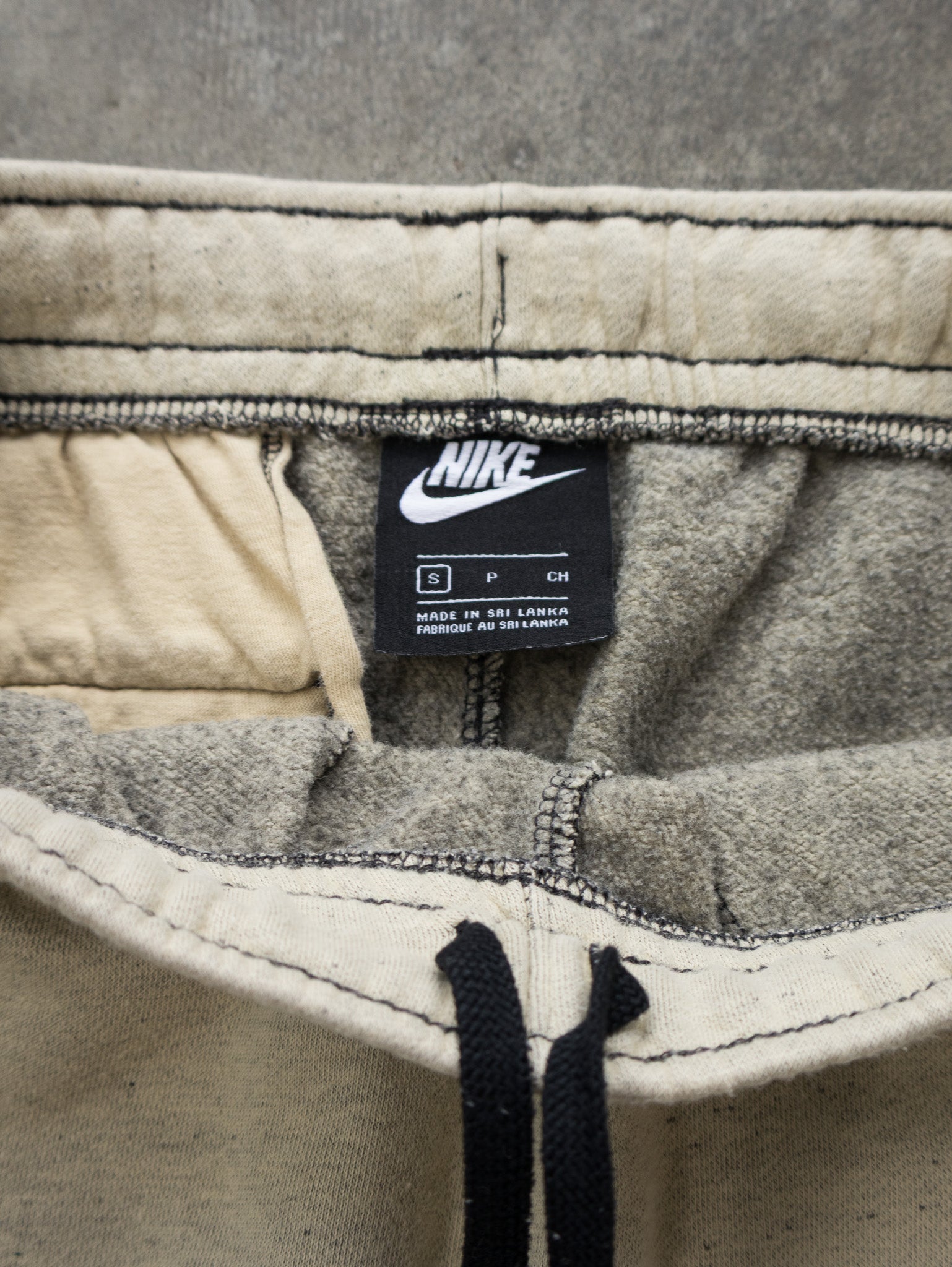 Vintage Nike Sweat Shorts (S)