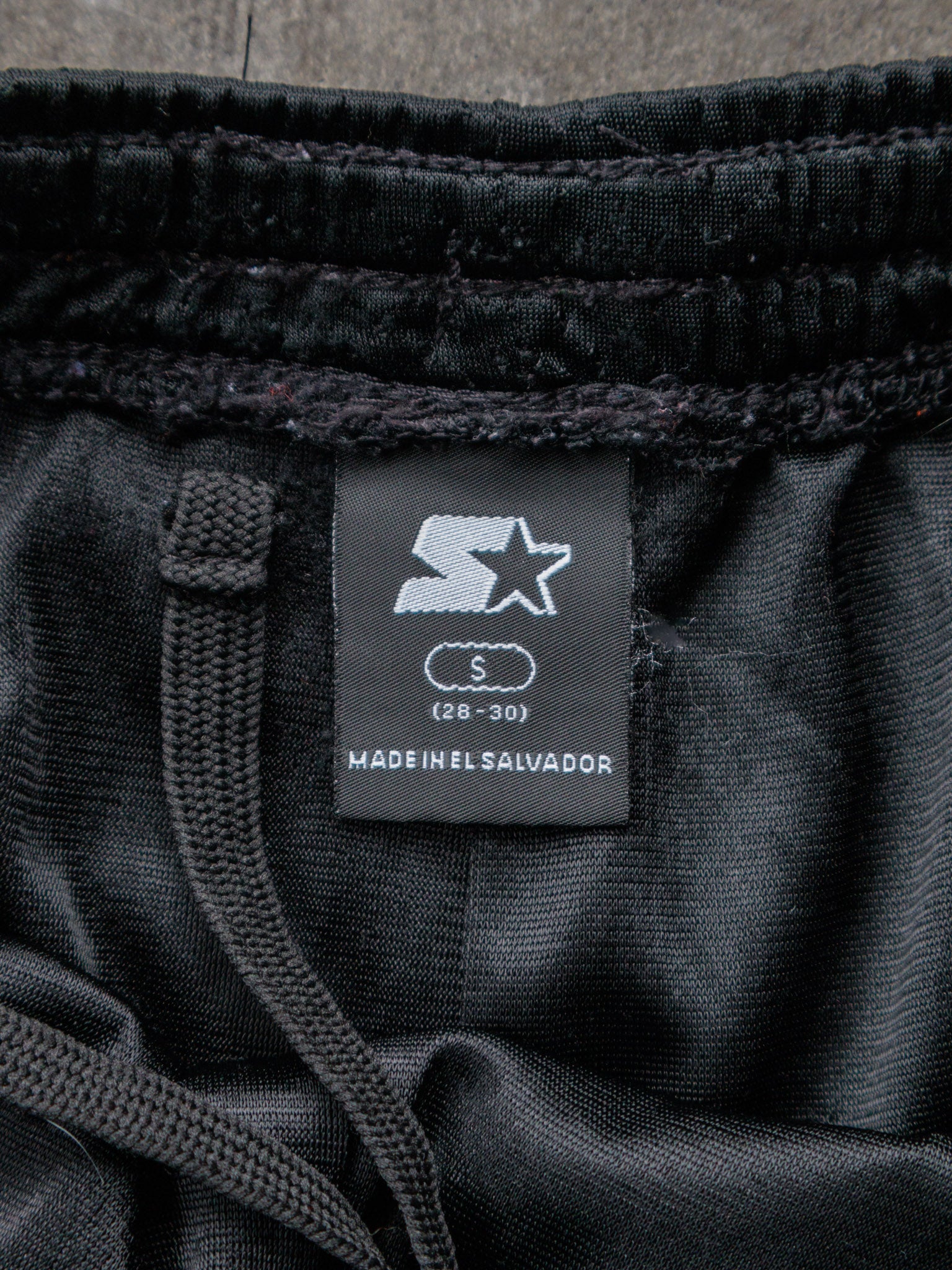 Vintage 00s Black Starter Mesh Shorts (S)