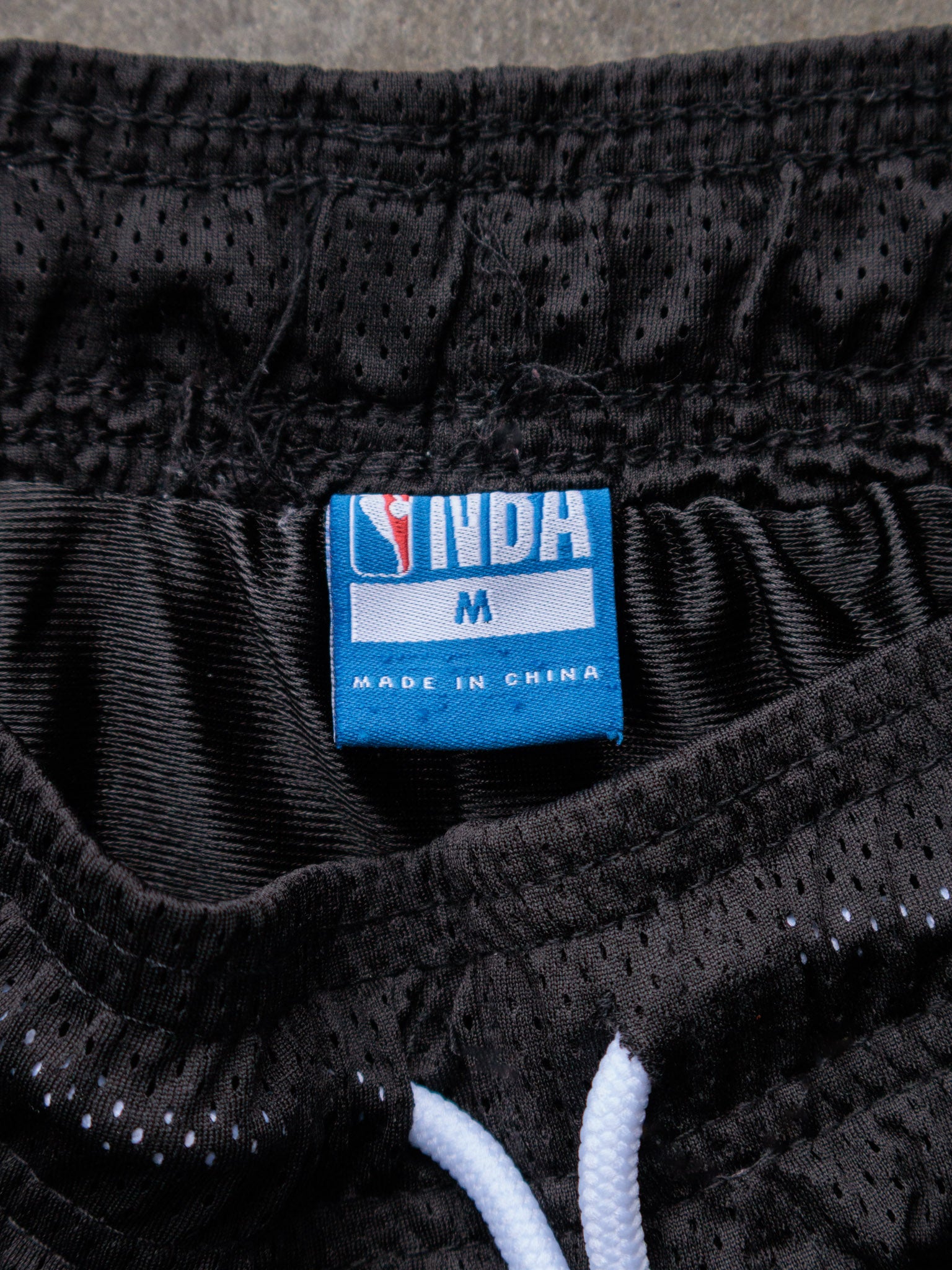 Vintage 00s Black NBA Mesh Basketball Shorts (M)