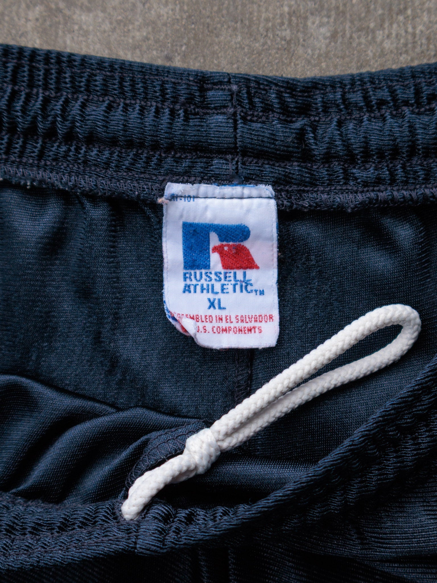 Vintage 90s Black Russell Athletic Shorts (XL)