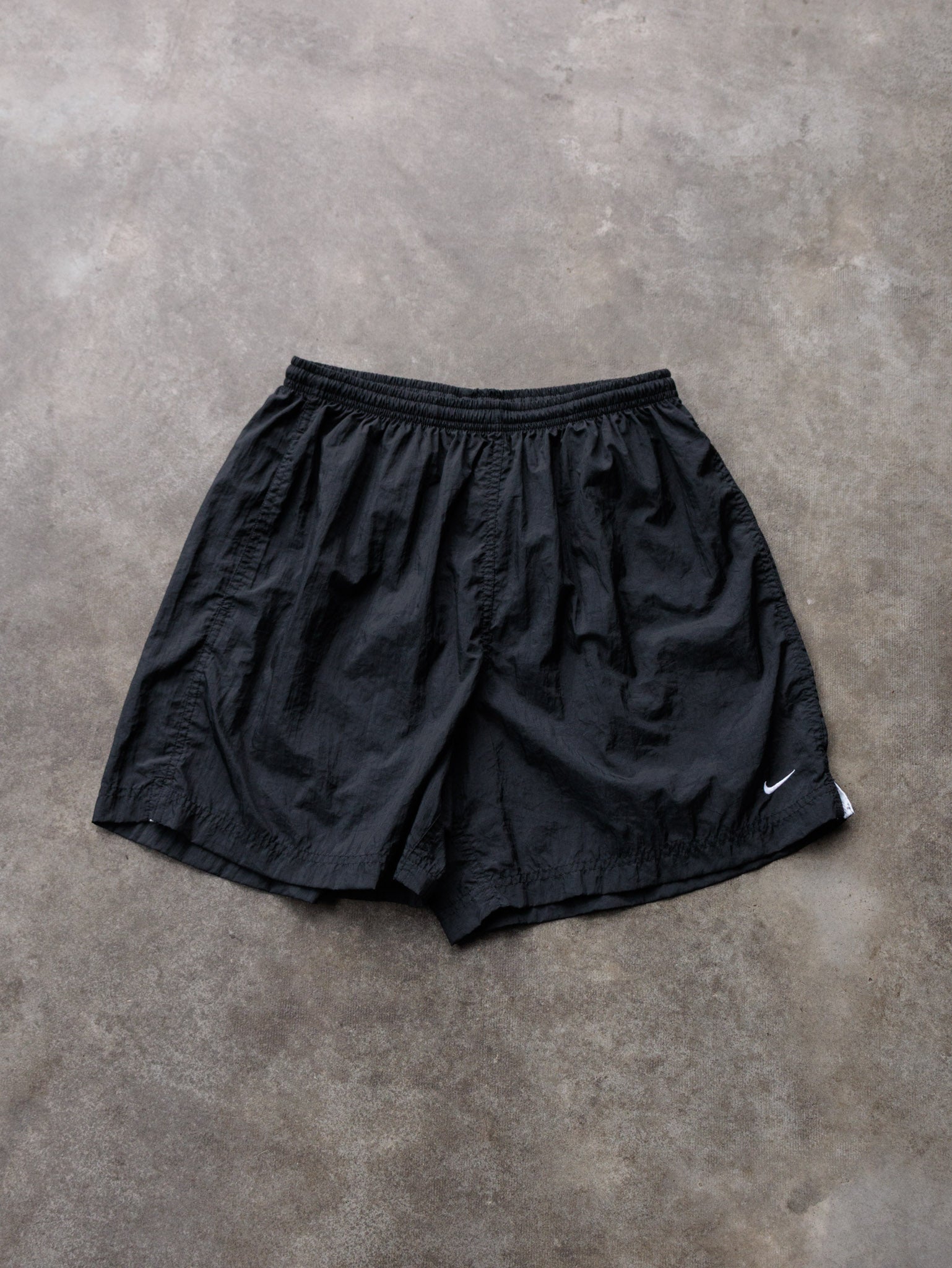 Vintage 90s Black Nike Shorts (M)