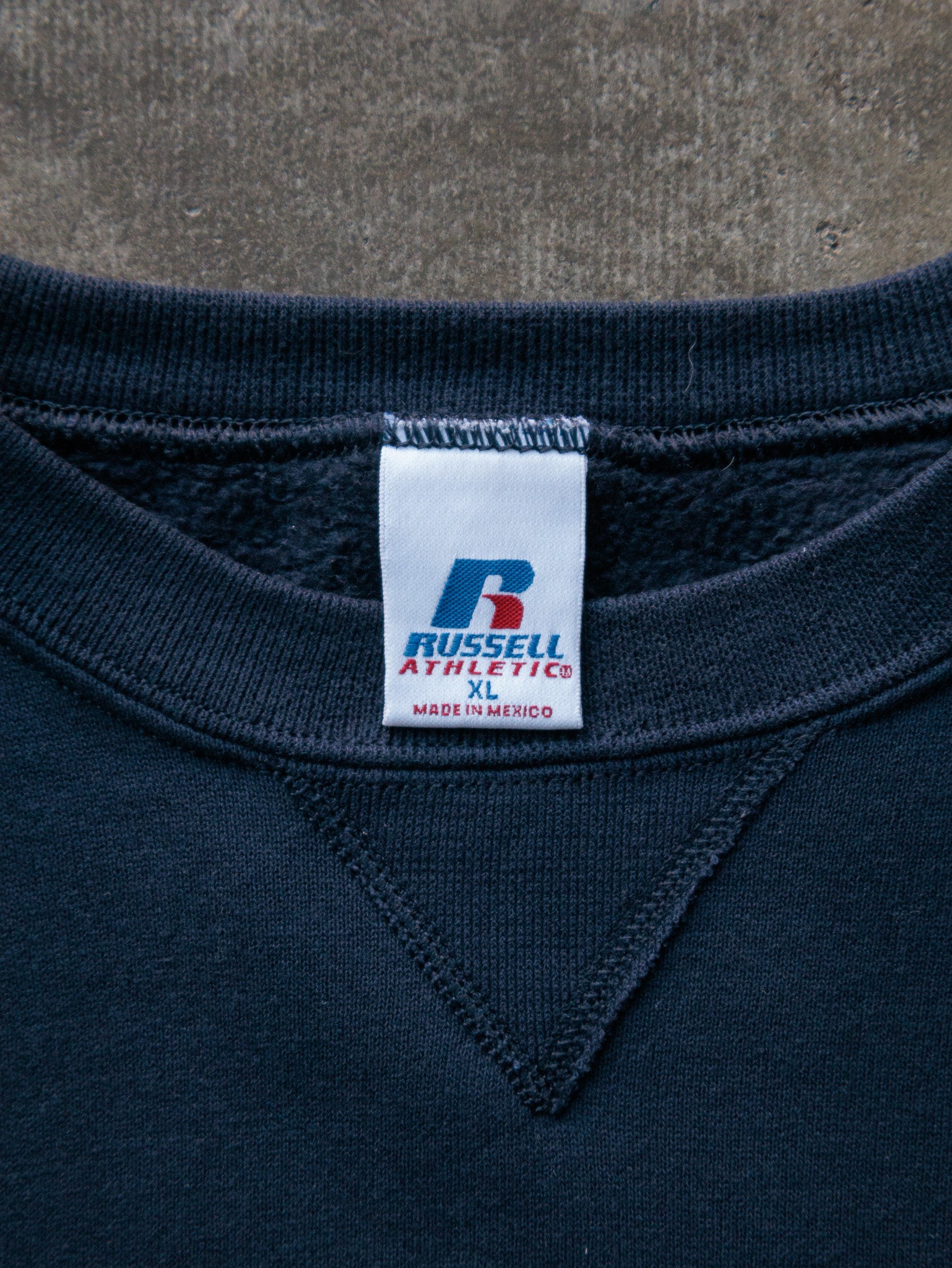 Vintage Navy Russell Athletic Sweatshirt (XL)