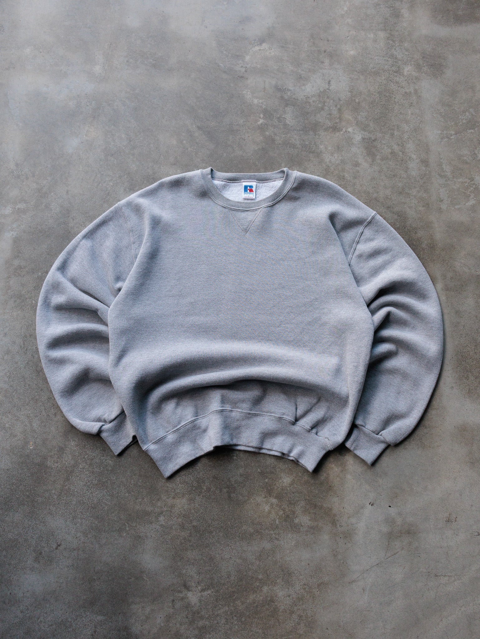 Vintage Grey Russell Athletic Sweatshirt (L)