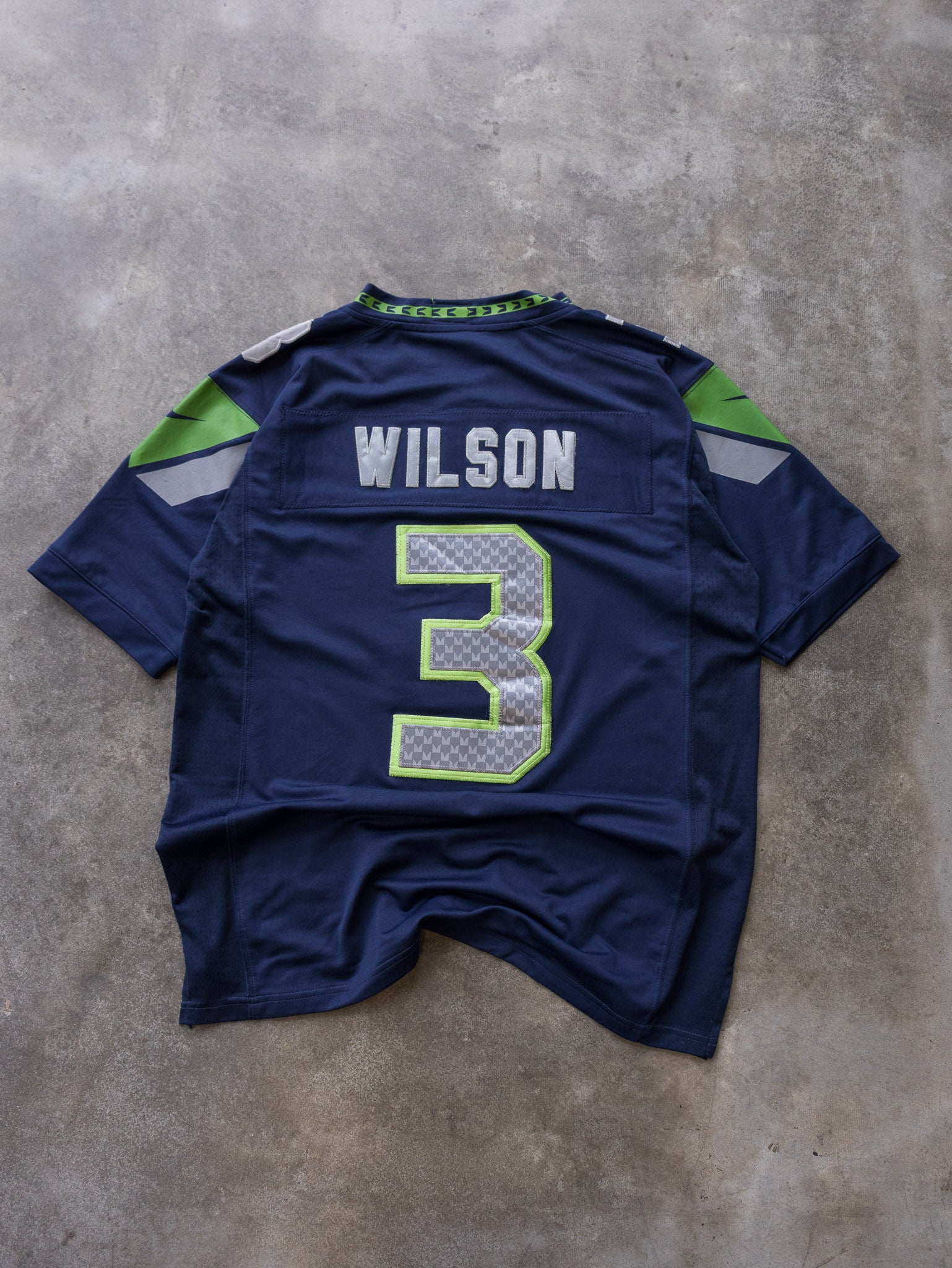 Vintage Nike Seattle Seahawks Russell Wilson NFL Jersey (S)