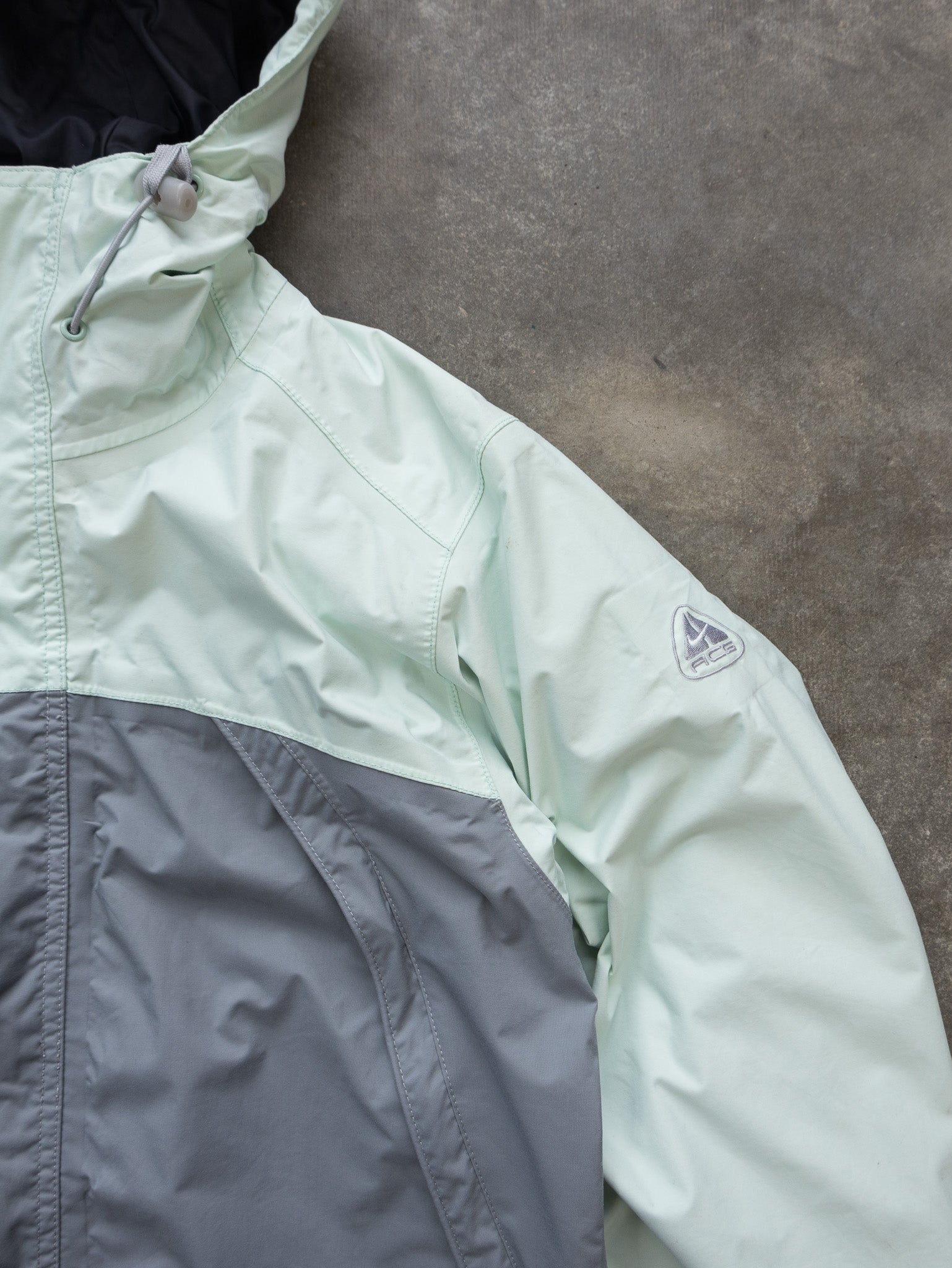 Vintage Mint and Grey Nike ACG Therma-Fit Hooded Jacket (Women's S)