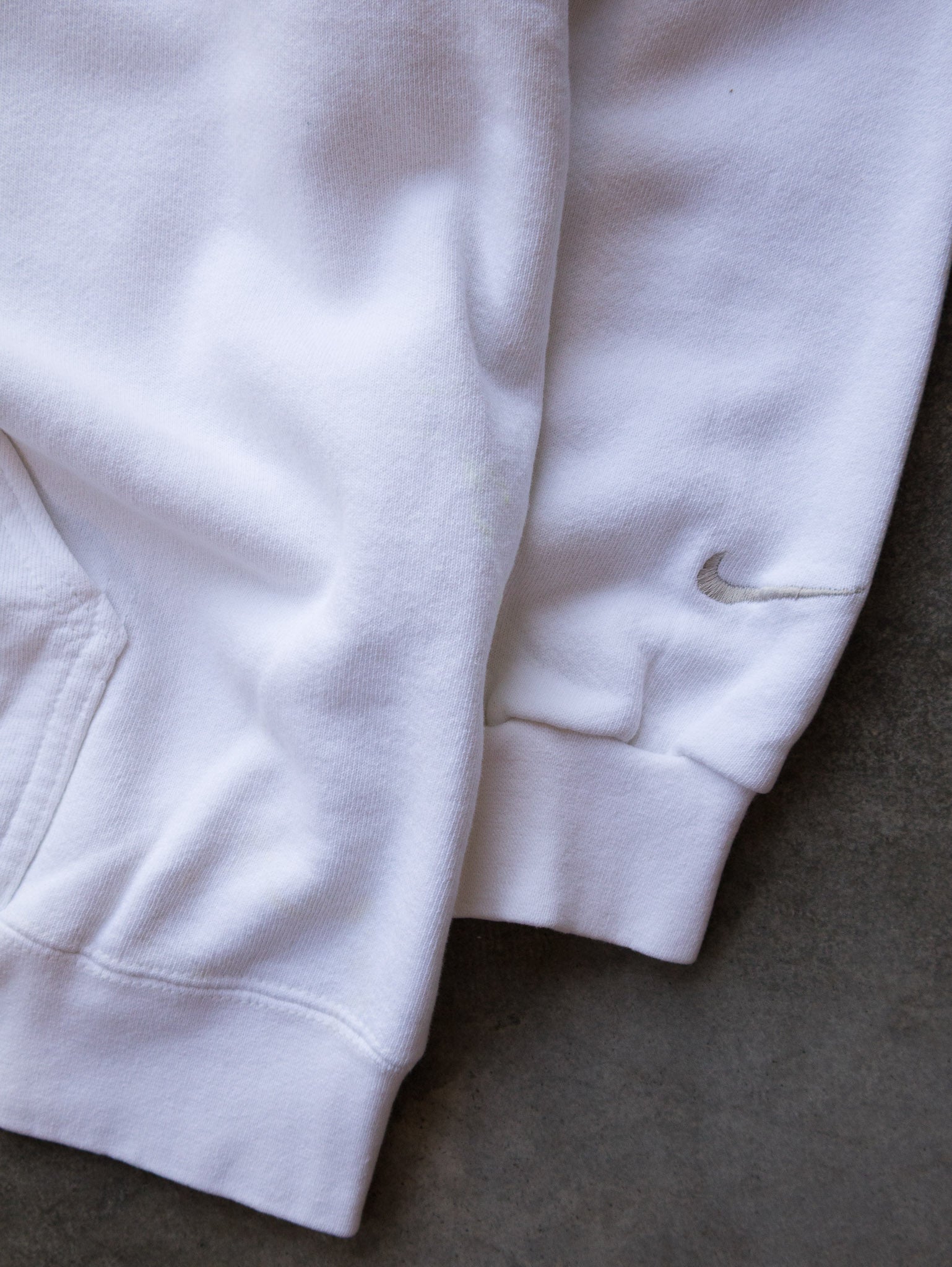 Vintage 00s White Nike Spell Out Hoodie (XL)