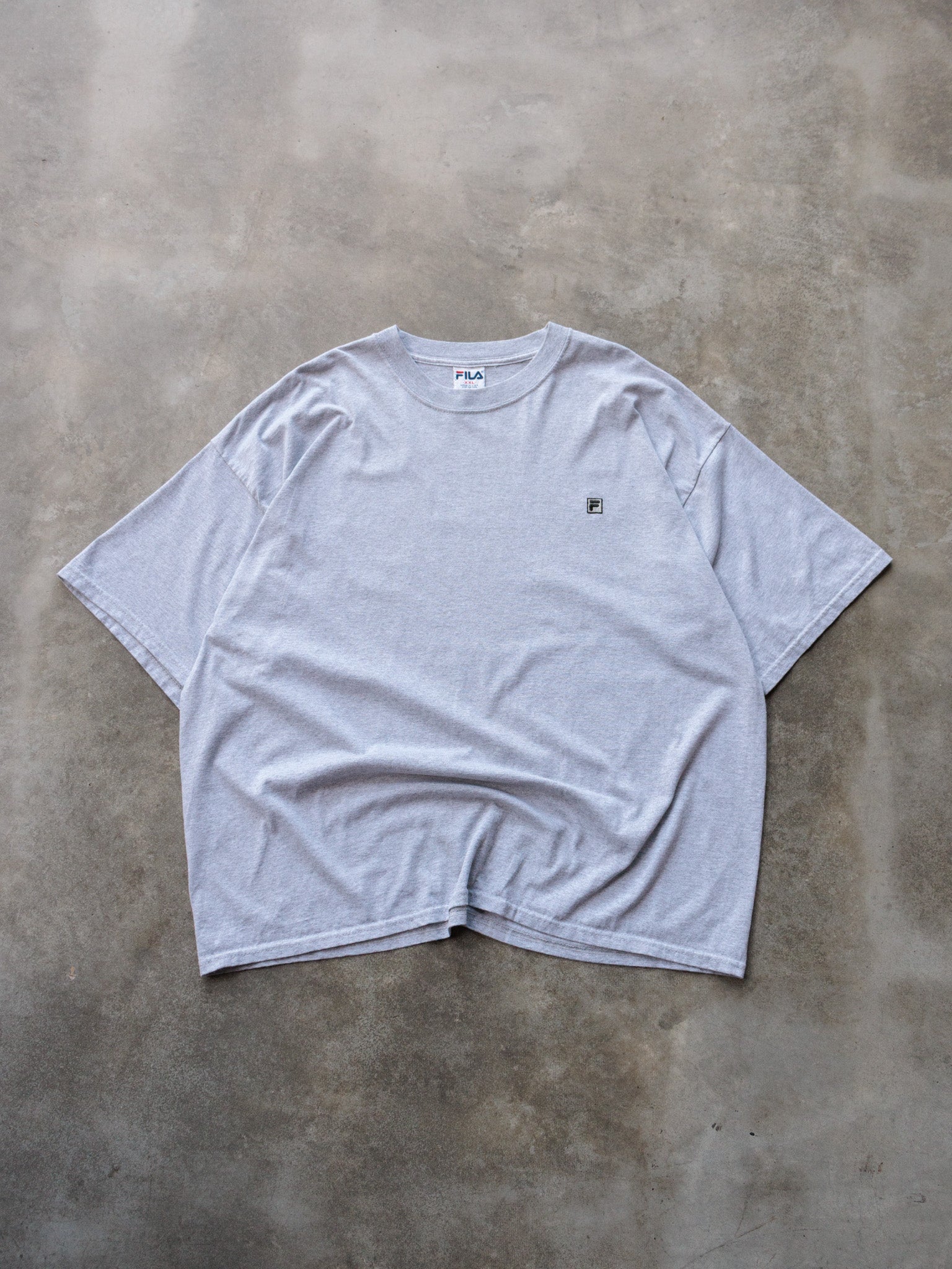 Vintage 90s Grey Fila Tee (2XL)