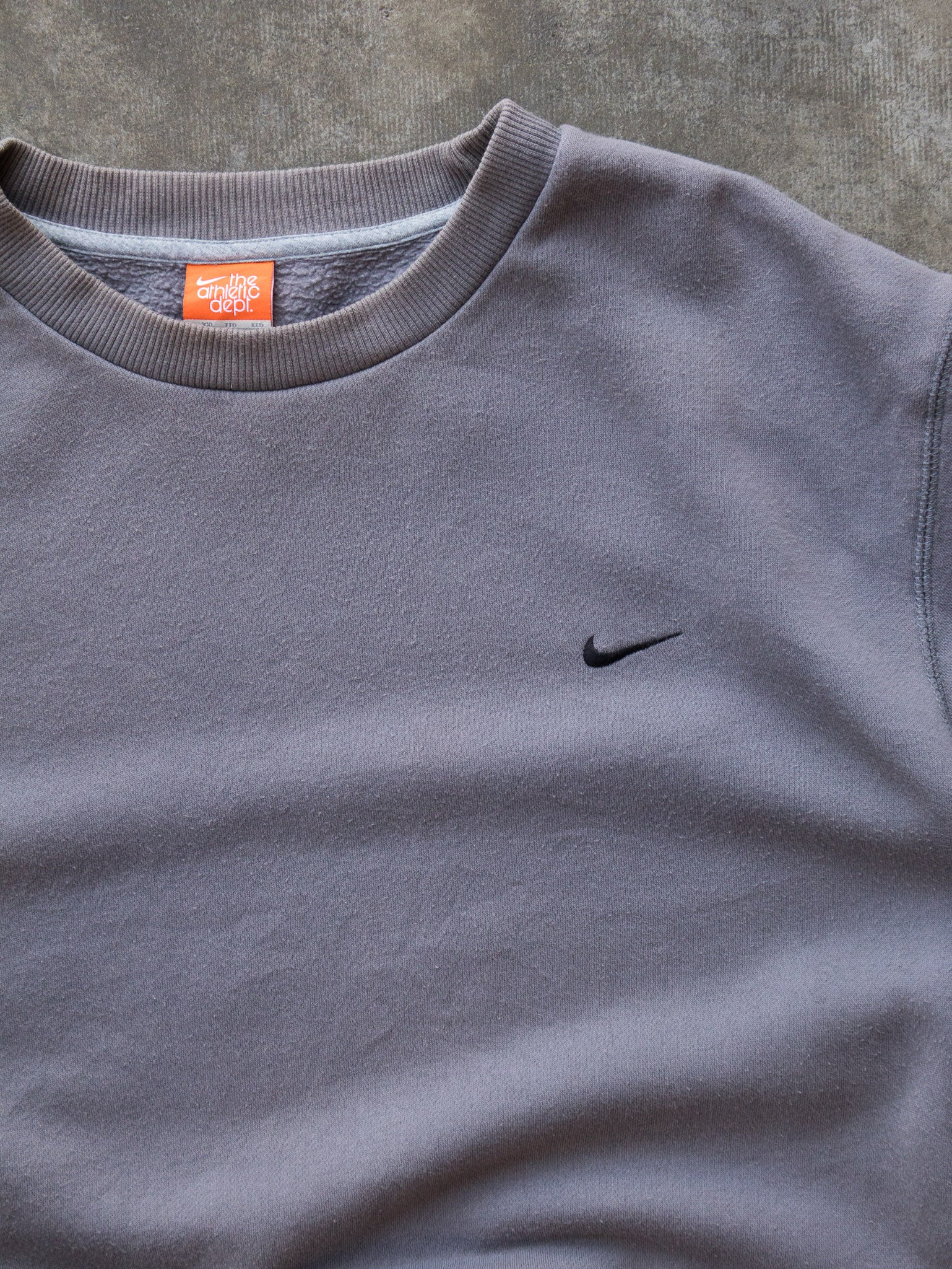 Vintage 00s Grey Nike Swoosh Sweatshirt (2XL)