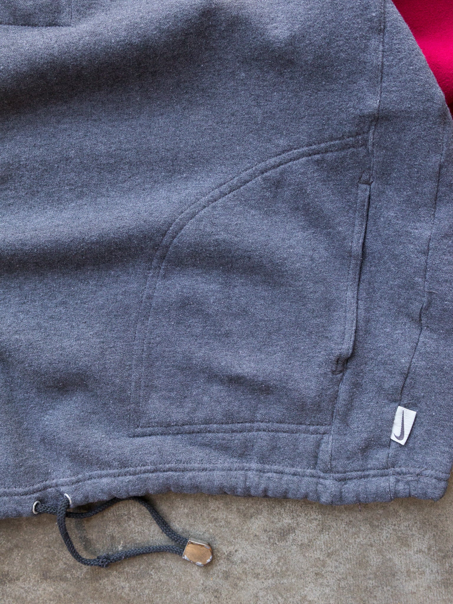 Vintage 90s Grey & Red Nike Quarter Zip Sweatshirt (XL)