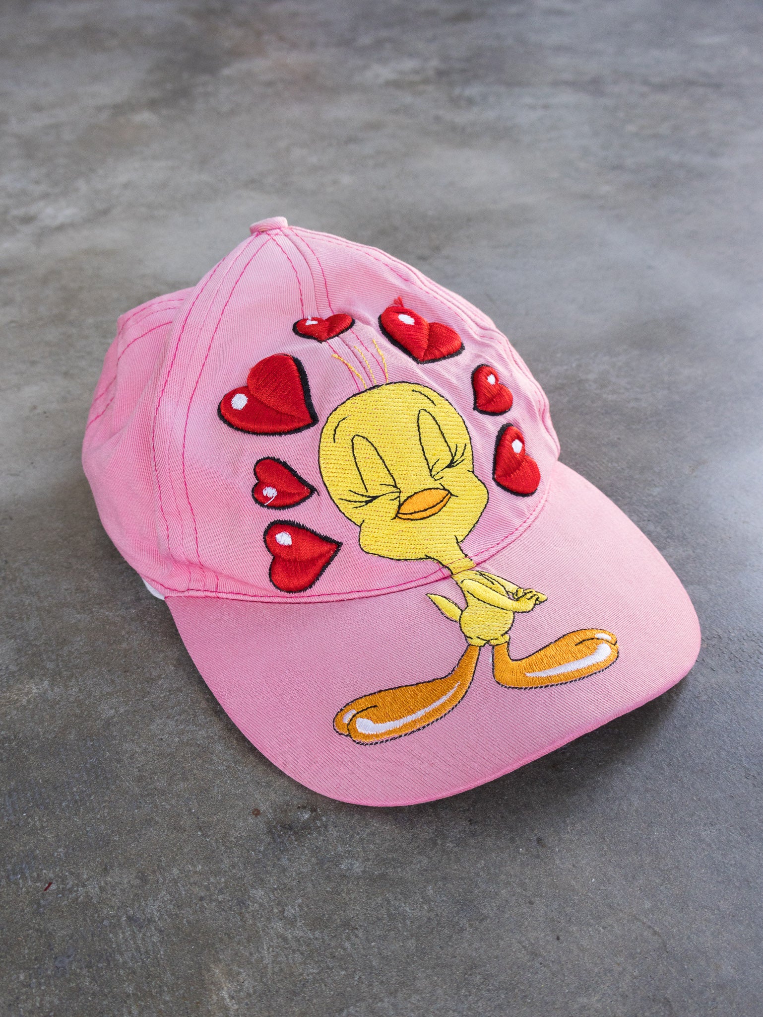 Vintage 00s Pink Looney Tunes Tweety Bird & Hearts Hat