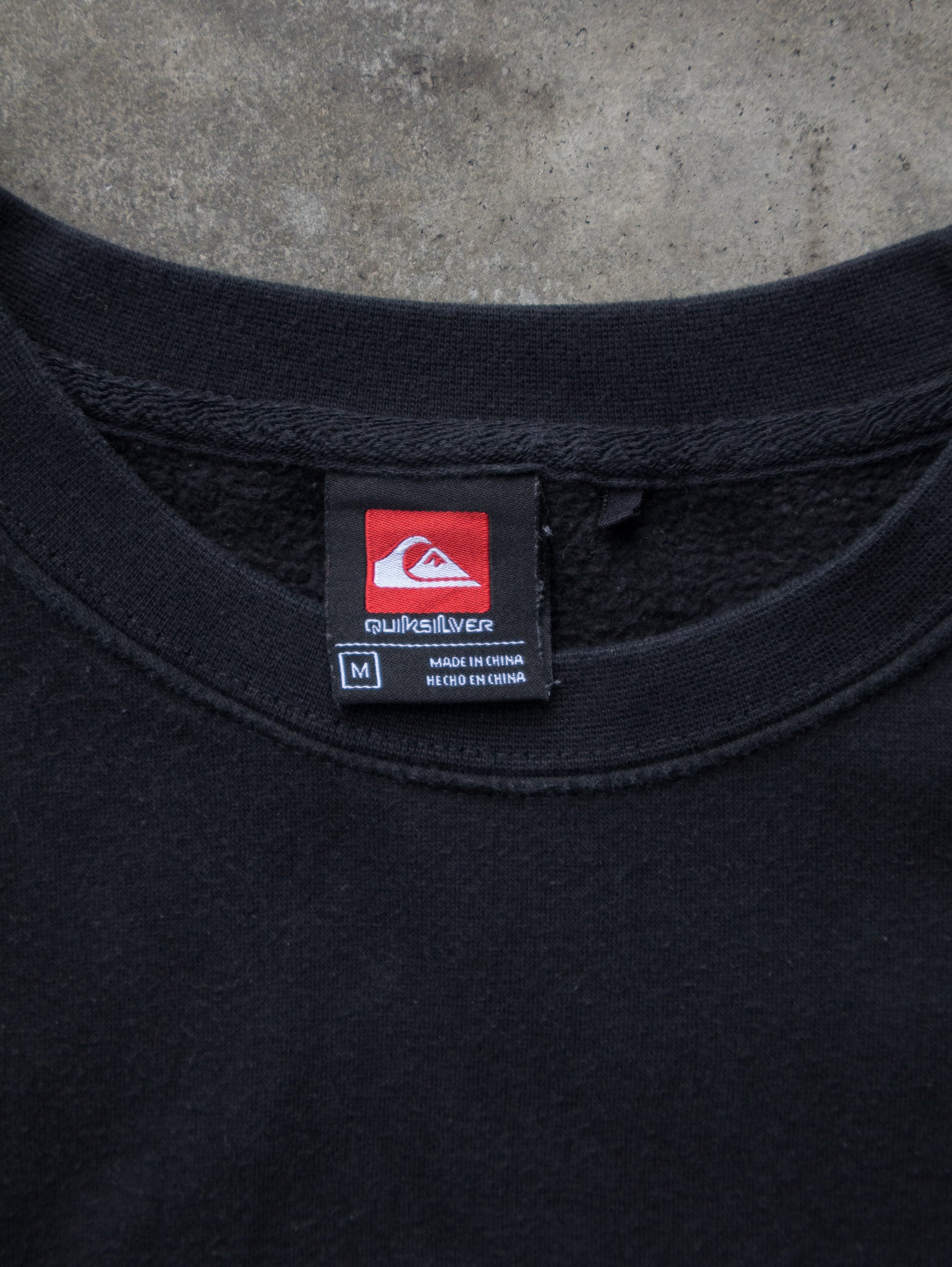 Vintage 00s Black Quiksilver Logo Sweatshirt (M)