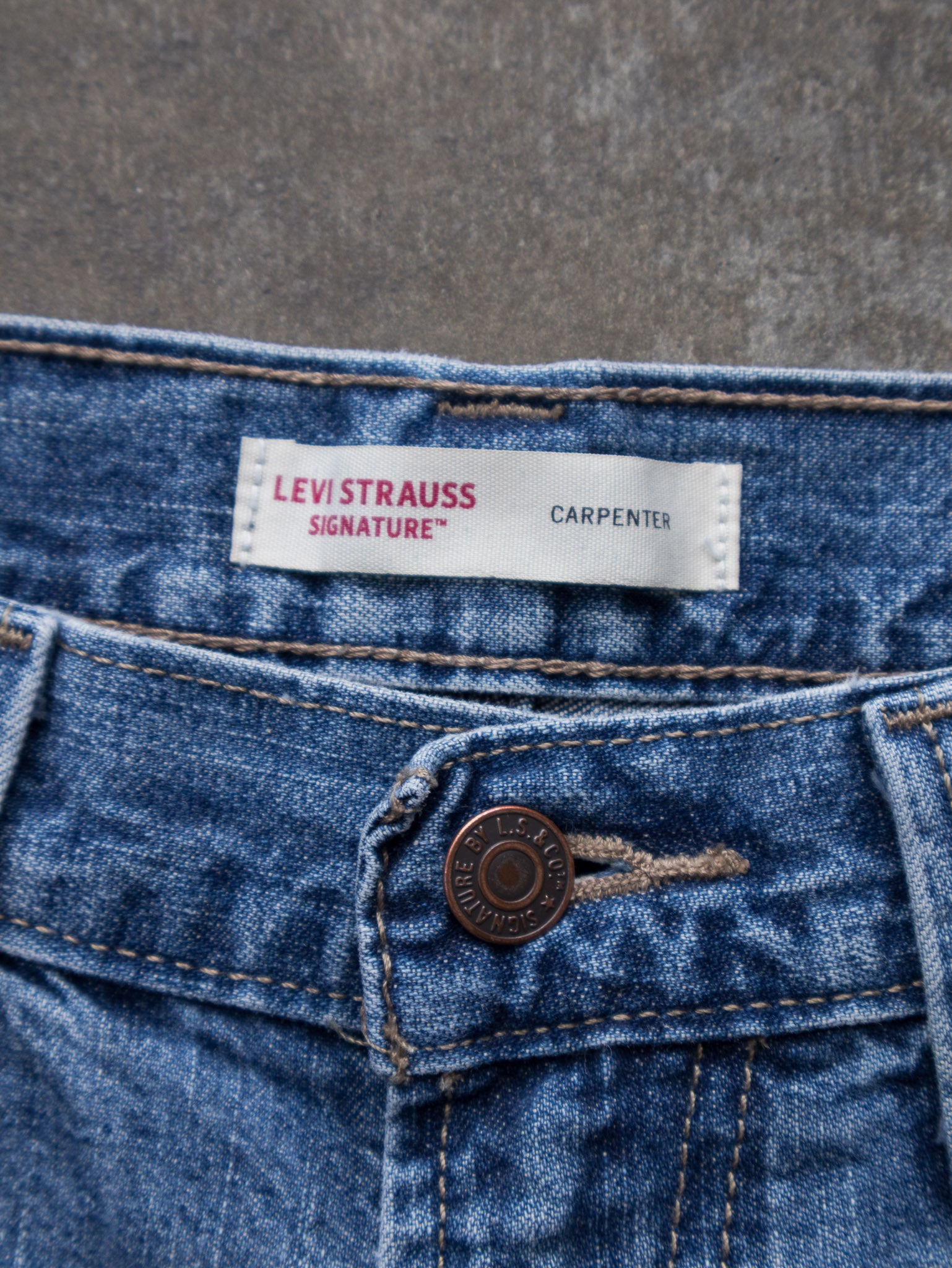 Vintage Levi Strauss Signature Denim Carpenter Pants (W34)