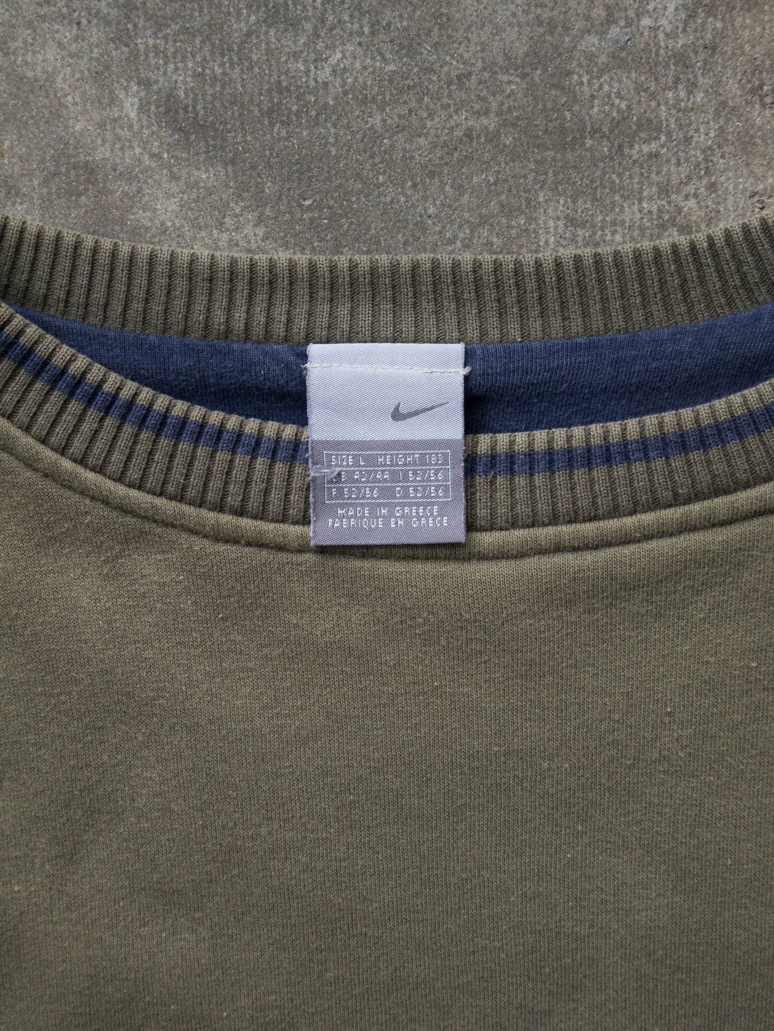 Vintage 00s Khaki Nike Center Swoosh Sweatshirt (L)