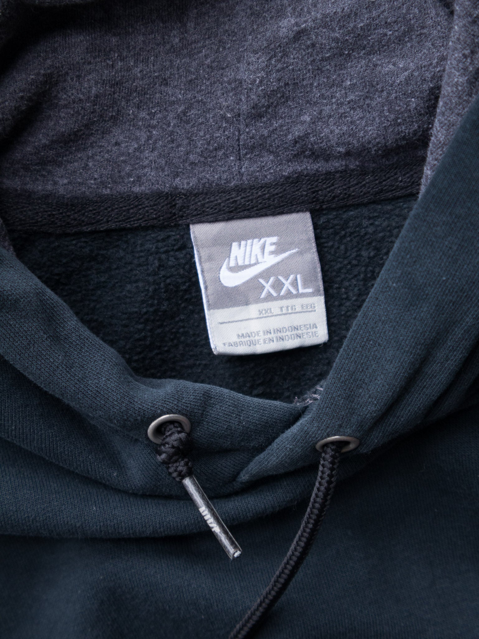 Vintage 00s Faded Black Nike Swoosh Hoodie (2XL)