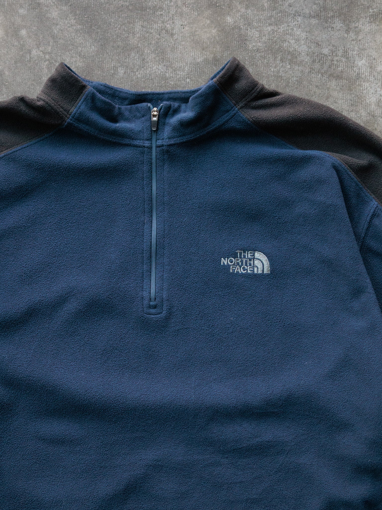 Vintage 00s Navy & Black The North Face Quarter Zip Fleece (L)