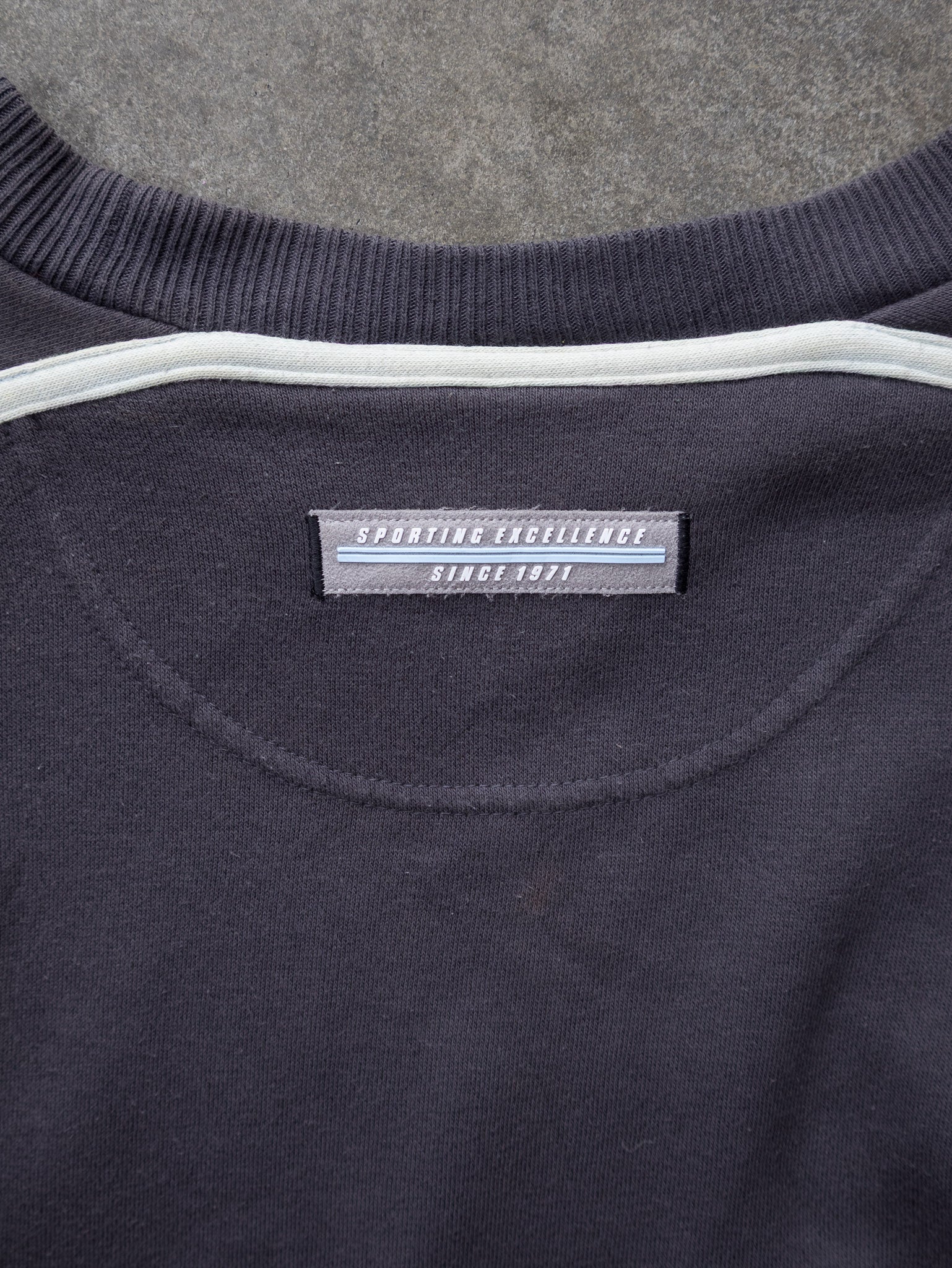 Vintage 00s Charcoal Nike Logo Sweatshirt (XL)