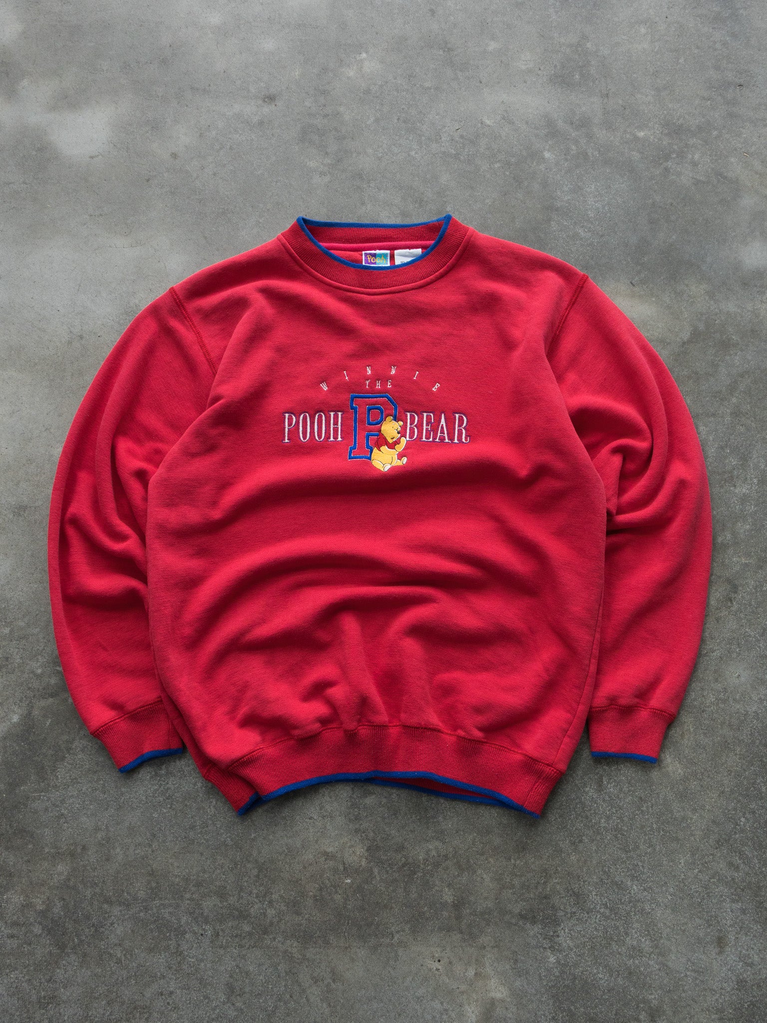 Vintage Red Winnie the Pooh Sweatshirt (L)