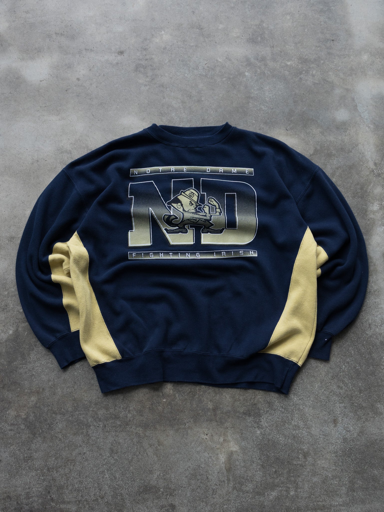 Vintage Navy Notre Dame Fighting Irish Sweatshirt (L)