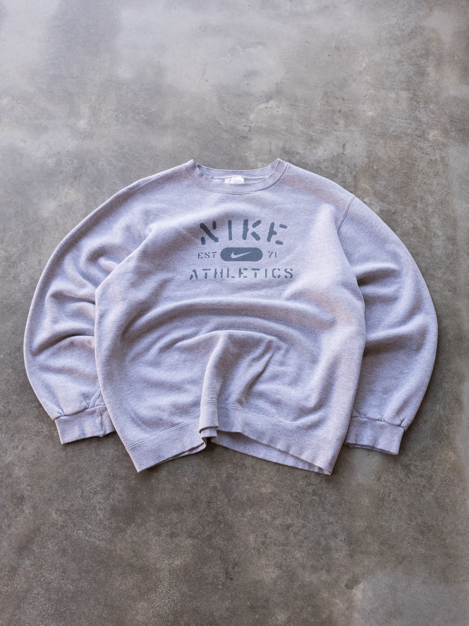 Vintage 90s Grey Nike Athletics Sweatshirt (L)