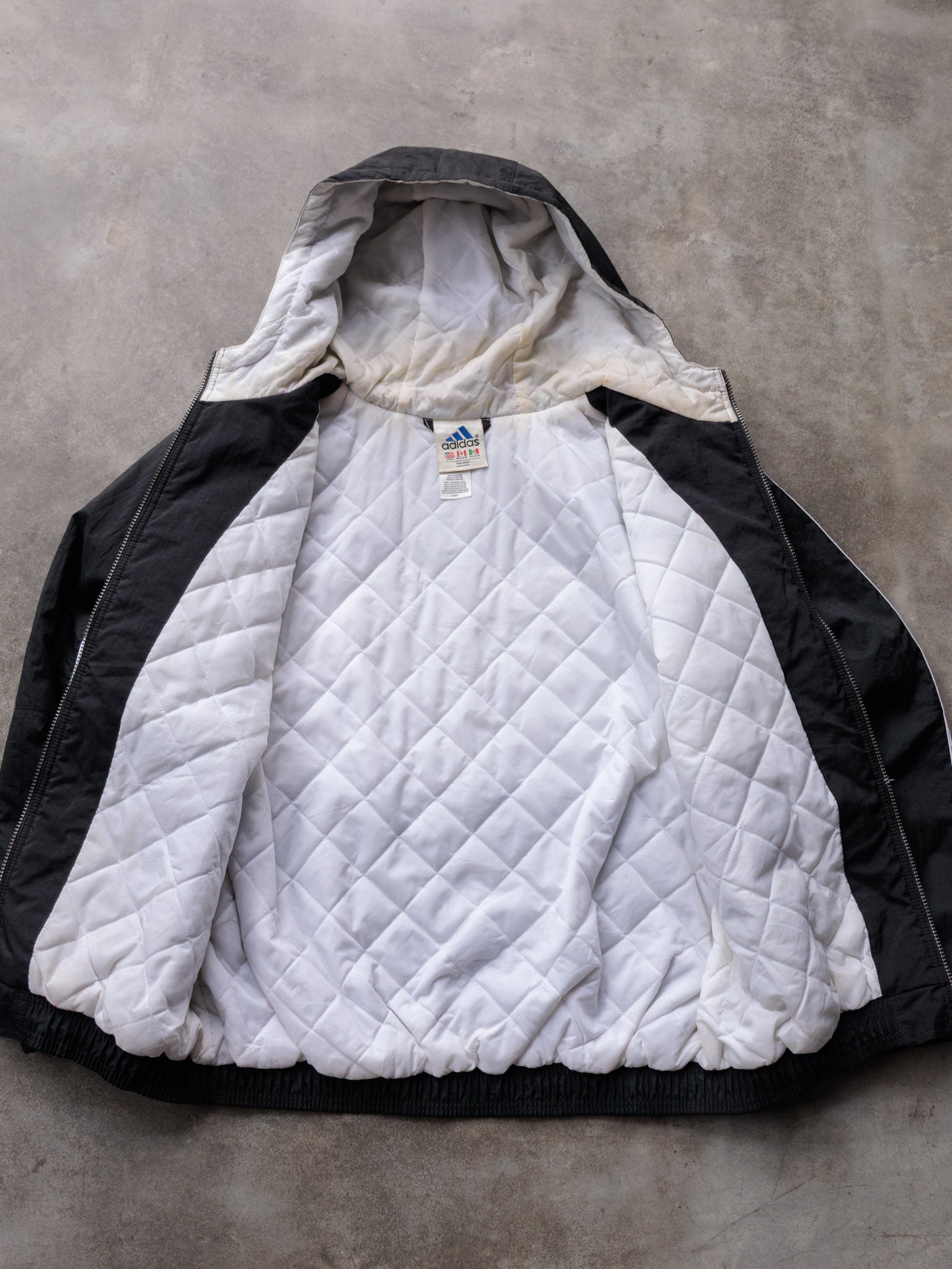 Vintage 00s Black Adidas Puffer Jacket (L)