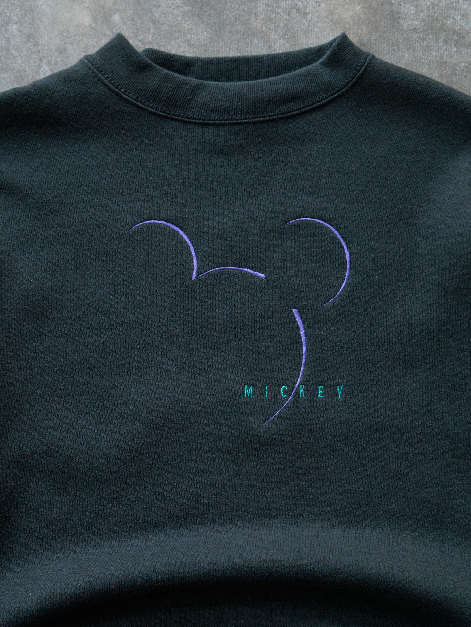 Vintage 90s Black Disney Mickey & Co. Embroidered Sweatshirt (L)