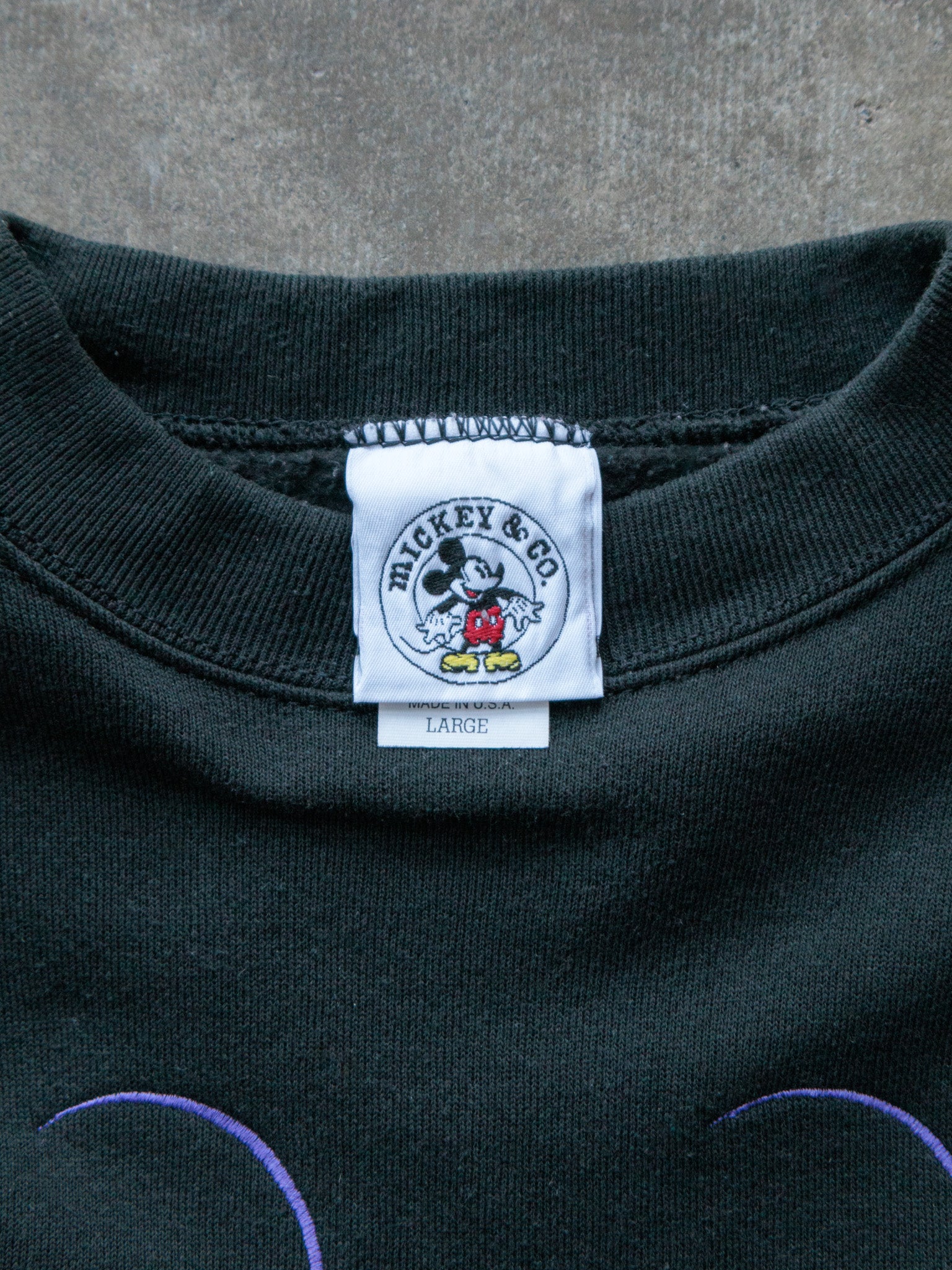Vintage 90s Black Disney Mickey & Co. Embroidered Sweatshirt (L)