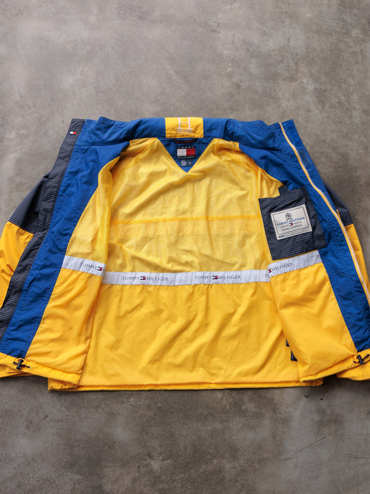 Vintage 90s Yellow Tommy Hilfiger Colourblock Windbreaker (XL)