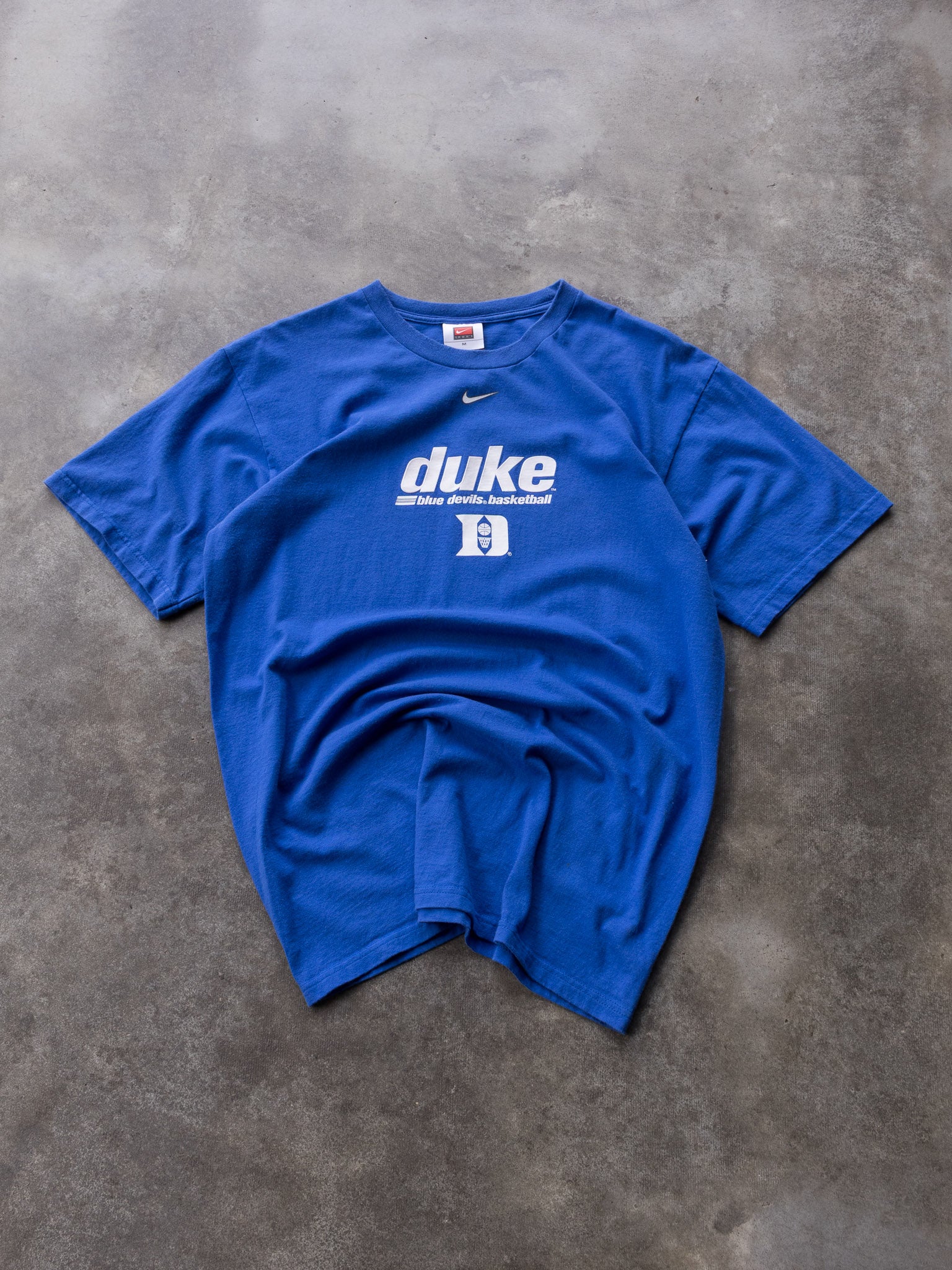 Vintage 00s Nike Duke Blue Devils Basketball Tee (M)
