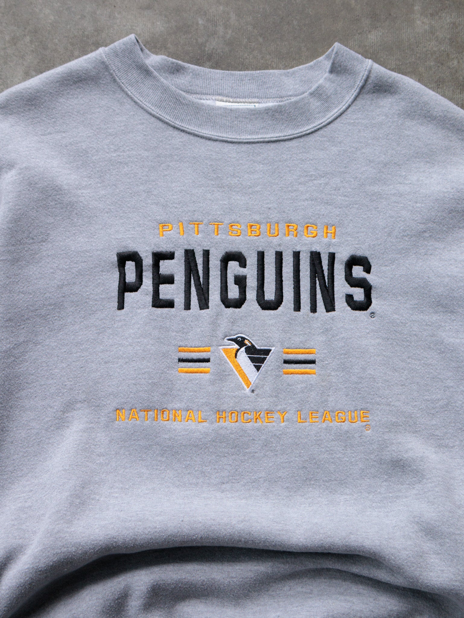 Vintage Grey Pittsburgh Penguins Sweatshirt (L)