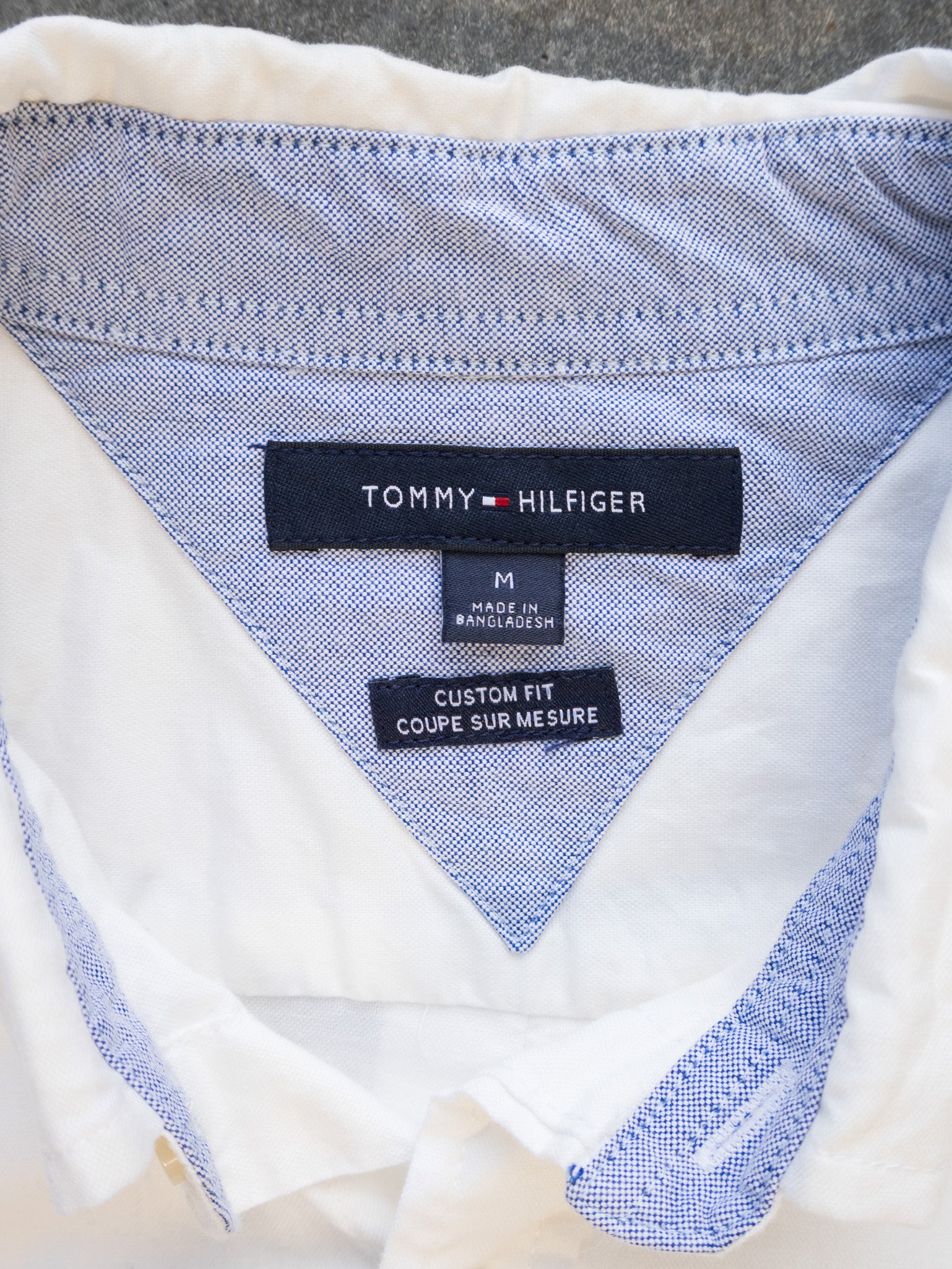 Vintage White Tommy Hilfiger Short Sleeve Shirt (M)