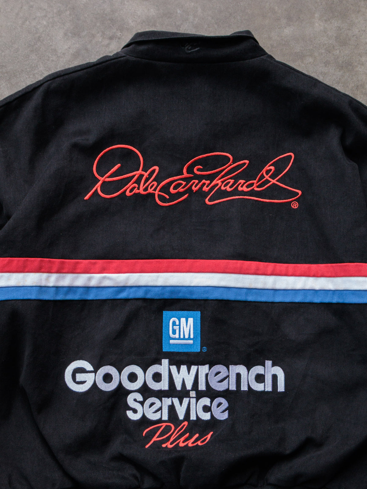 Vintage 90s Black NASCAR Dale Earnhardt Goodwrench Jacket (XL)