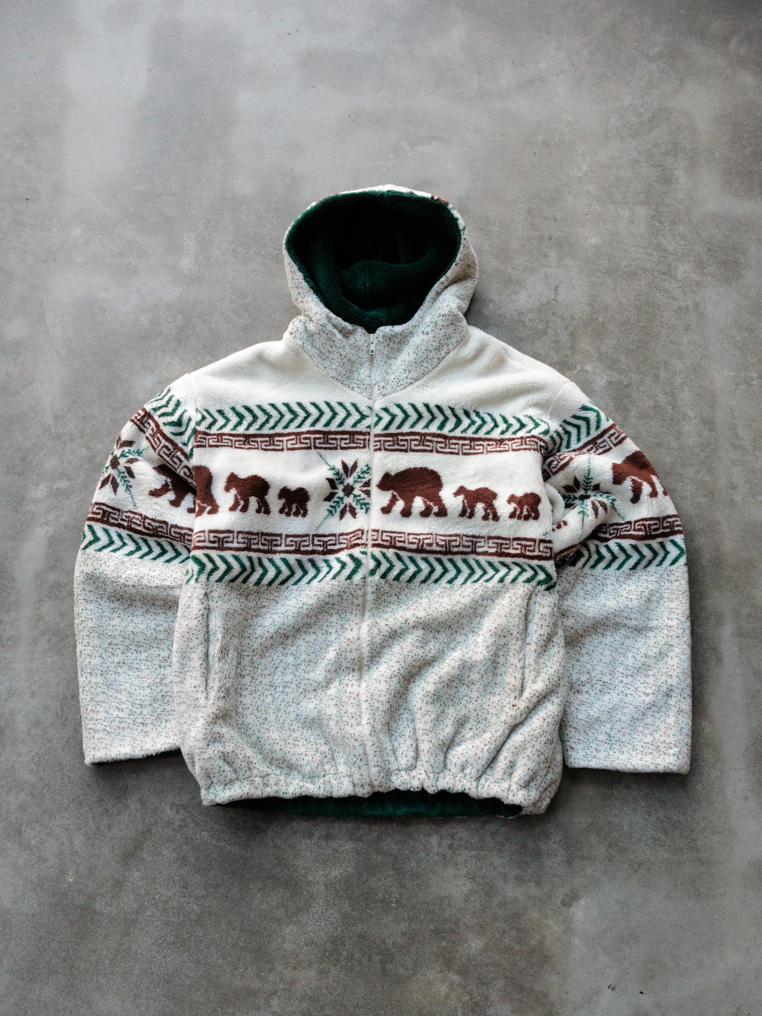 Vintage 90s Cream Bear St. John's Bay Full Zip Fleece Jacket (M)