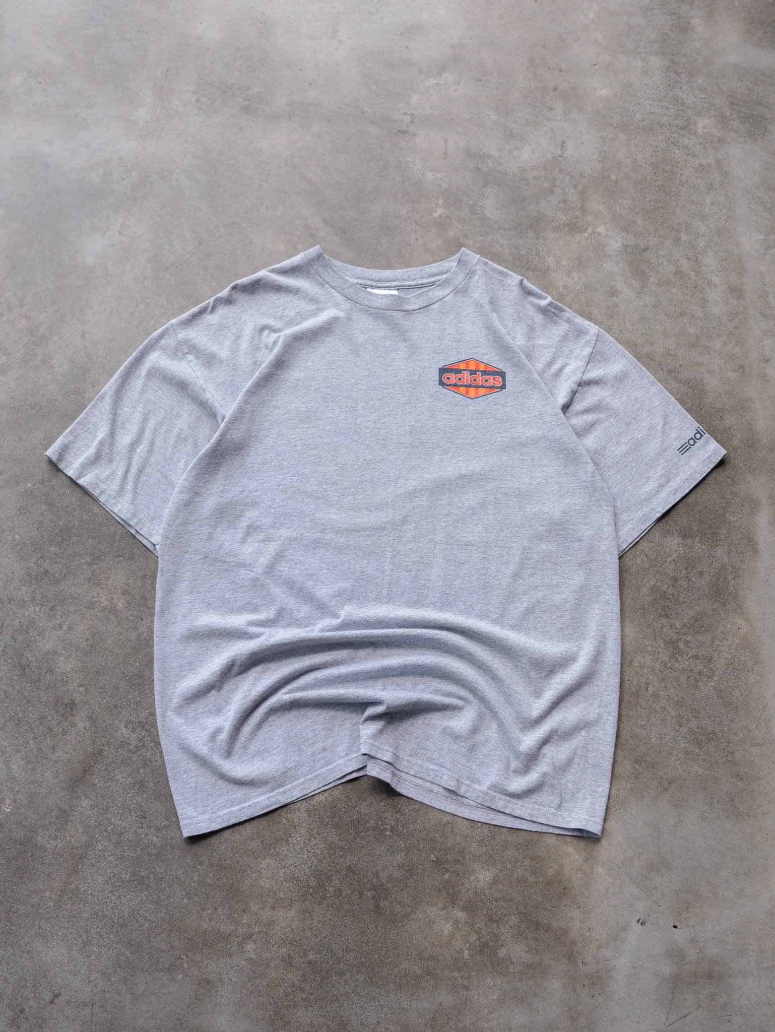 Vintage 00s Grey Adidas Tee (L)