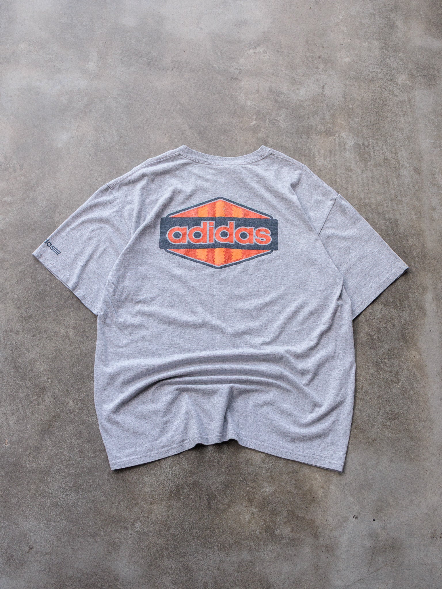 Vintage 00s Grey Adidas Tee (L)