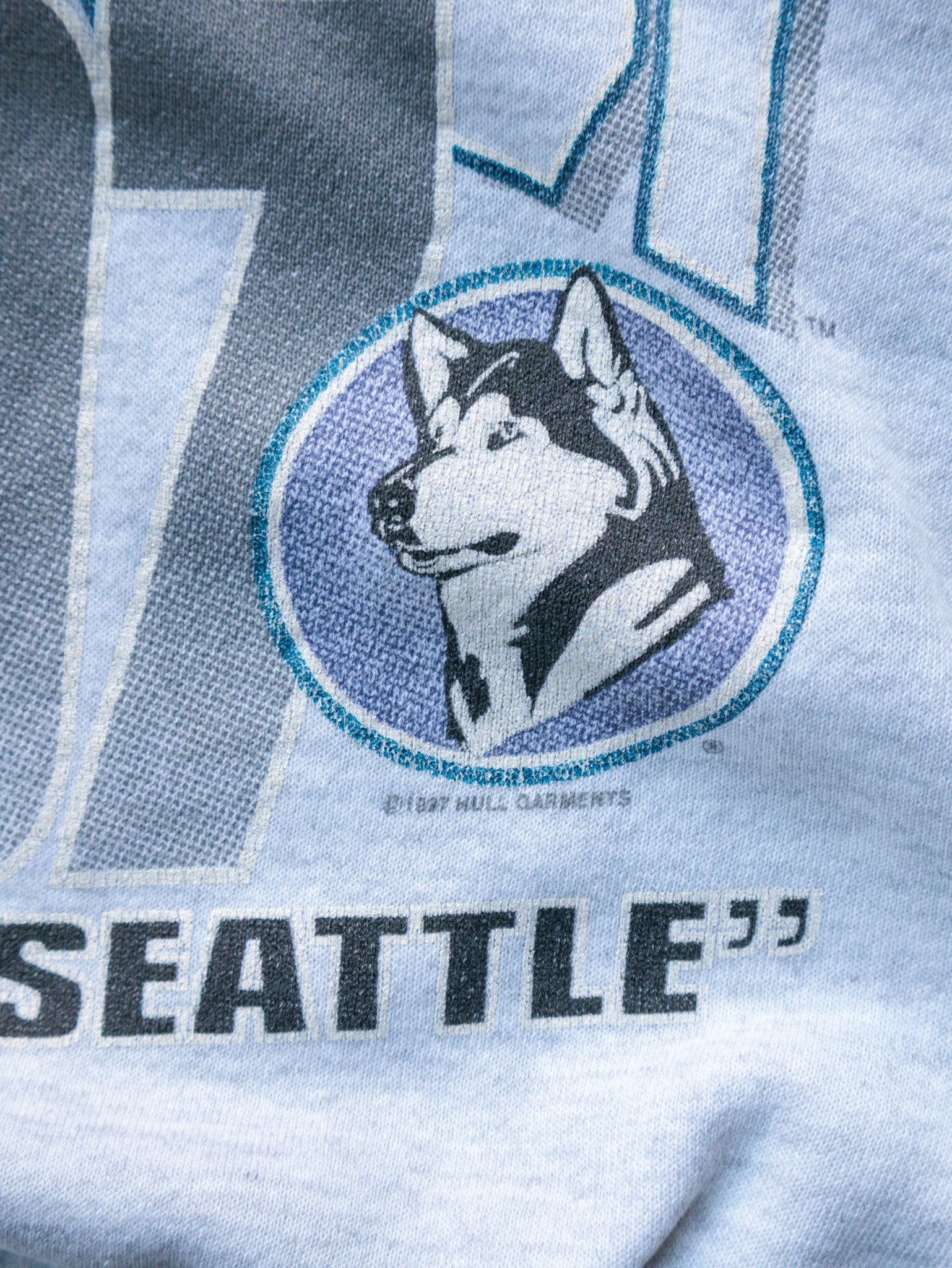 Vintage 1997 Grey WSU vs UW Apple Cup Sweatshirt (XL)